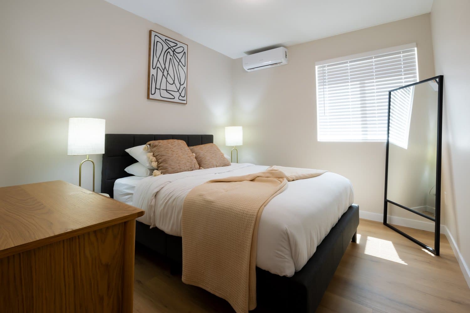La Mesa House: 7865 Quince St