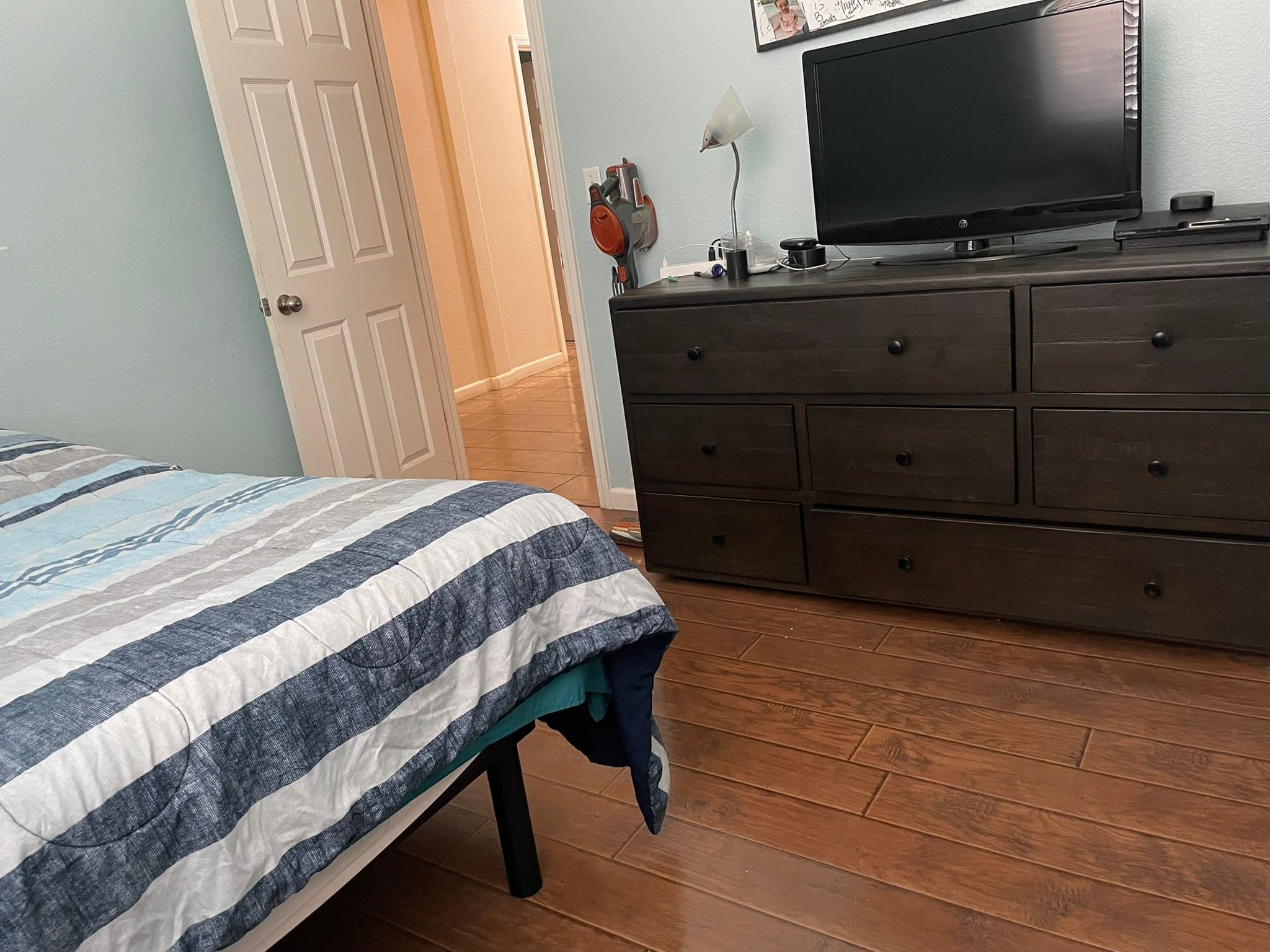 Antelope Single Room: 56 Ridgepoint Drive