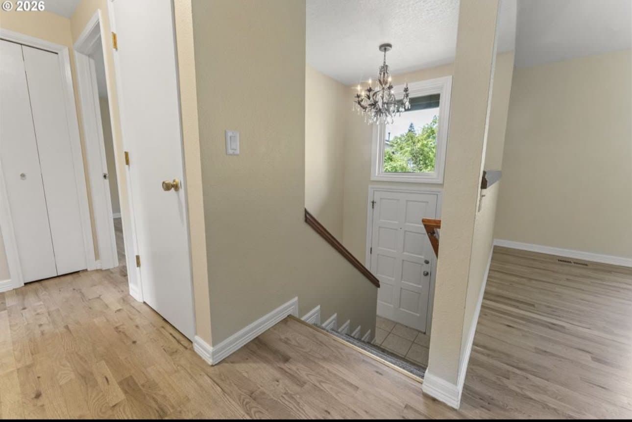 Portland House: 13920 SE Bush St