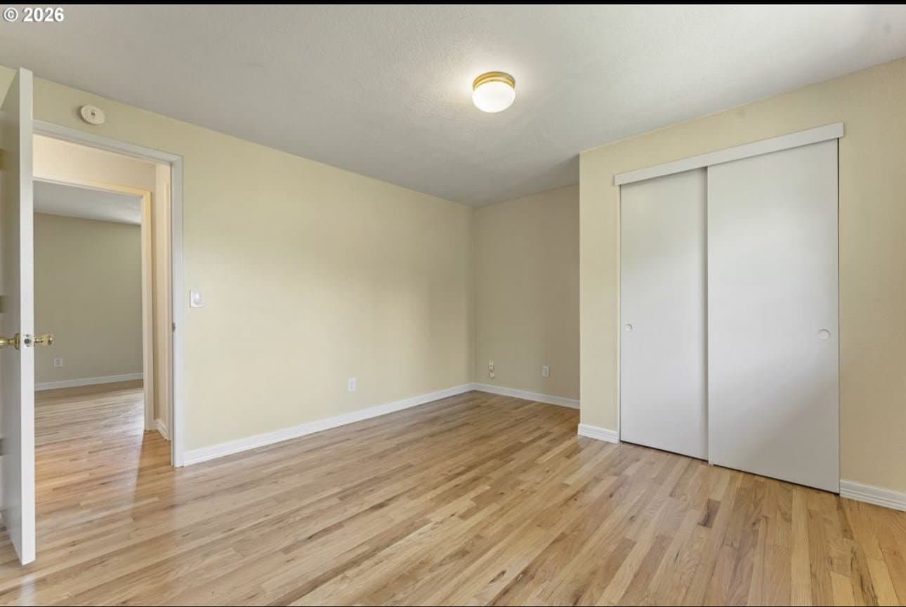 Portland House: 13920 SE Bush St