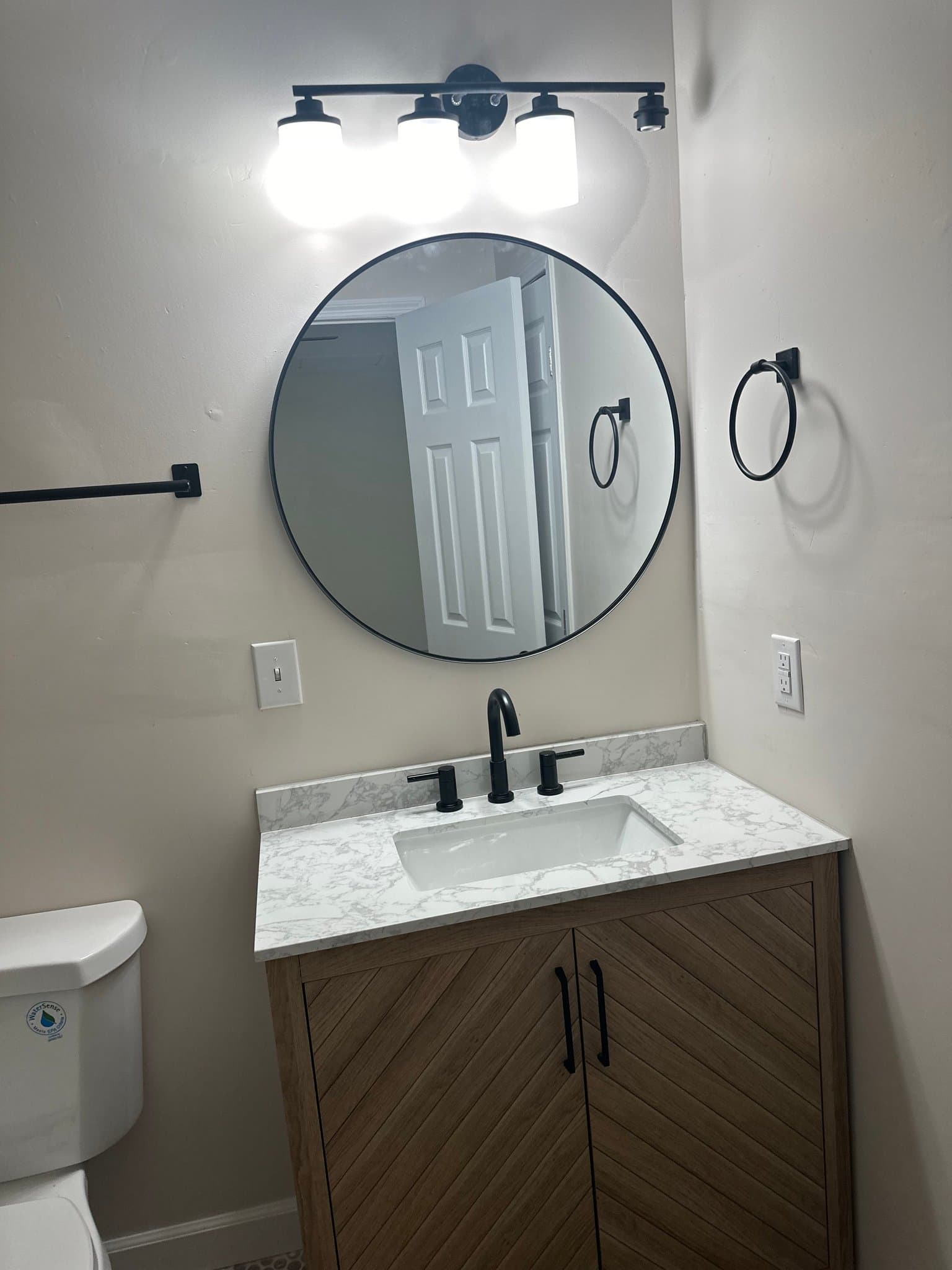 Gadsden House: 824 Congaree Church Rd