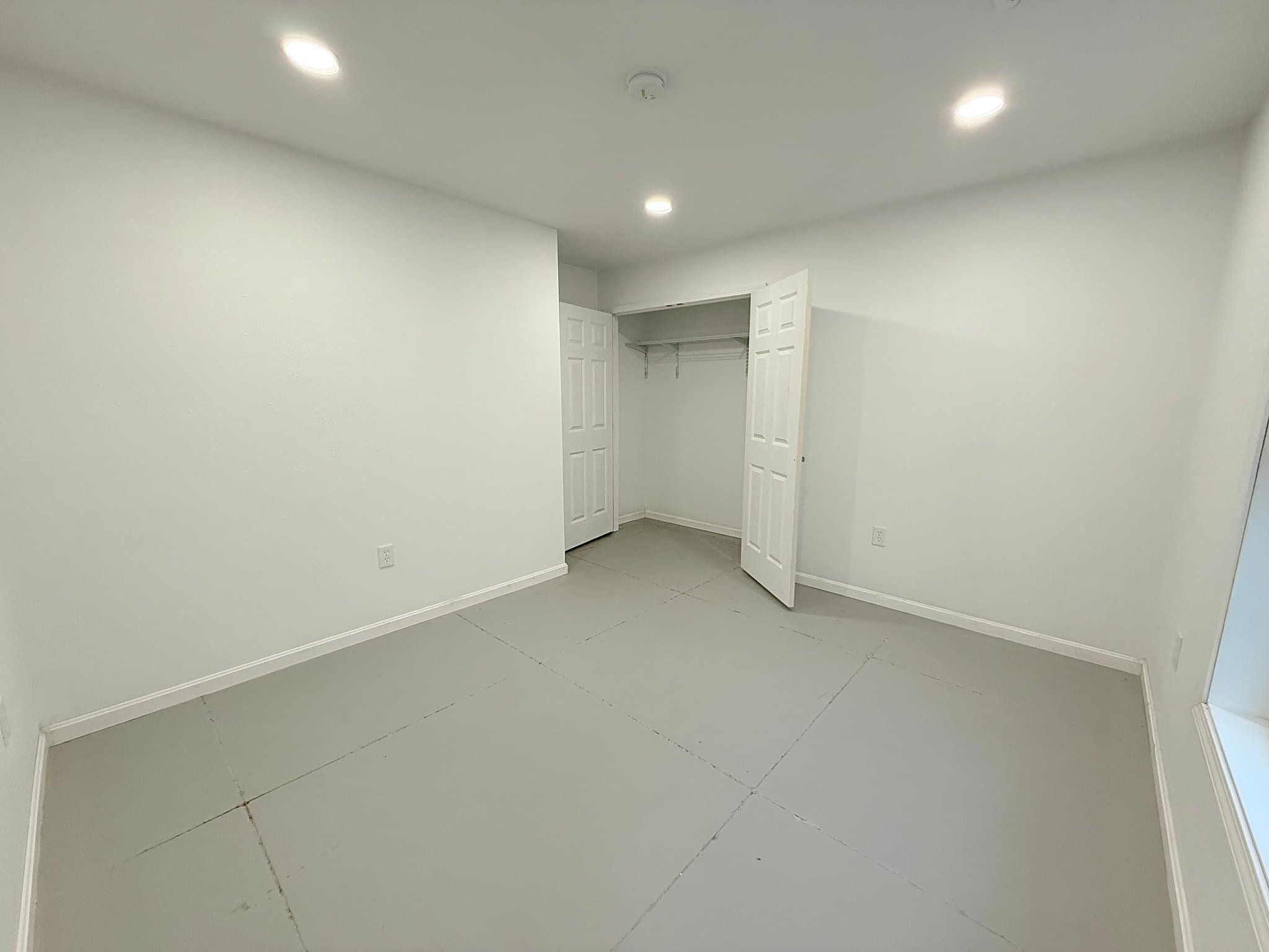 huntingburg Condo: 1100 Red Roof Drive