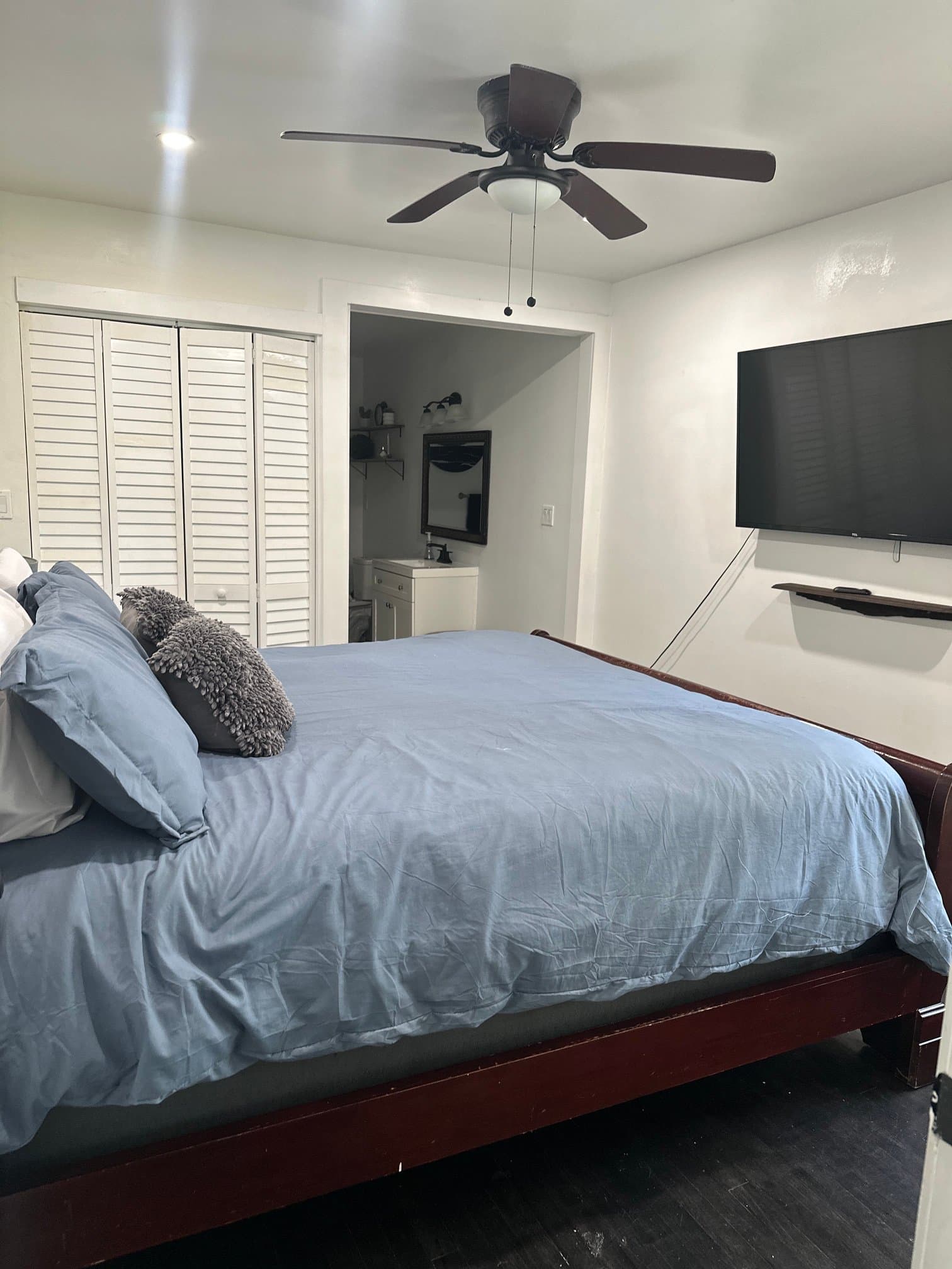 Atlanta House: 1951 Handley Ave SW