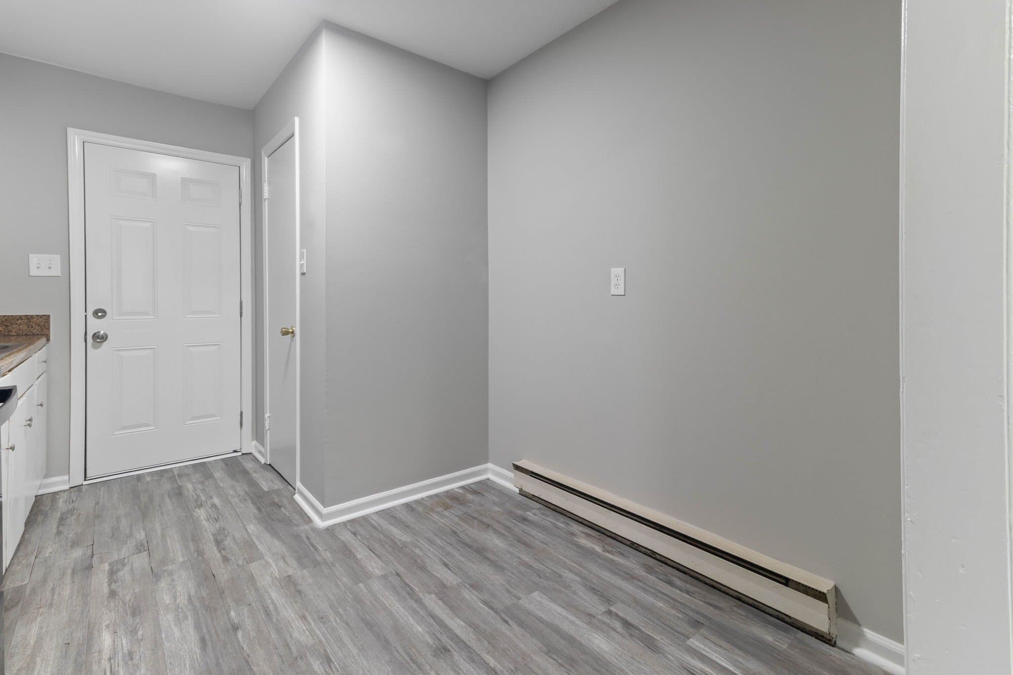 Fayetteville House: 6441 Starbrook Drive