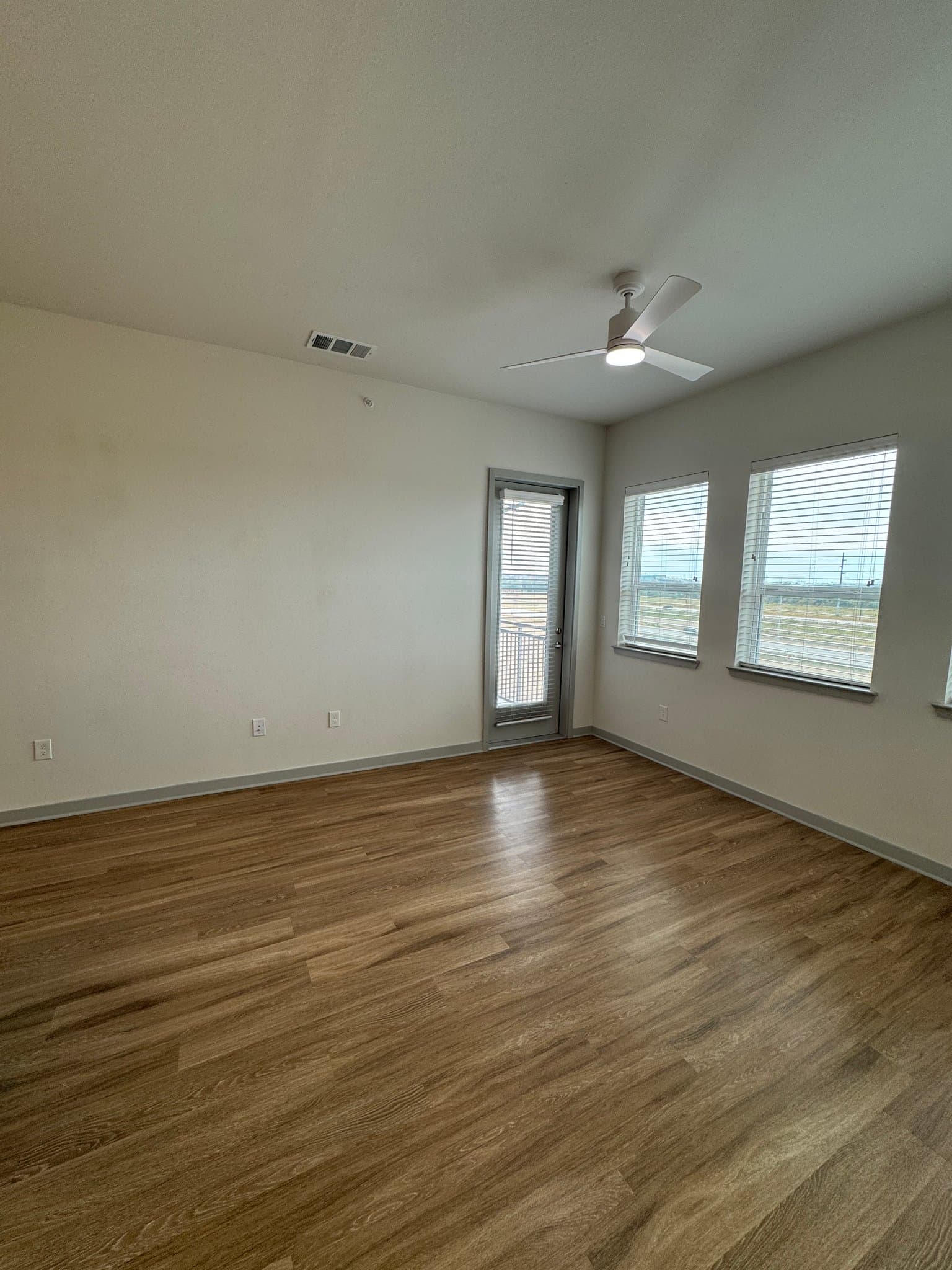 Roanoke Multiplex: 4700 Lakeside Holw St