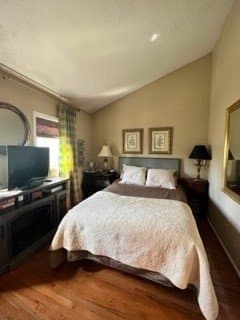 Louisville Condo: 370 Crescent Spring Dr