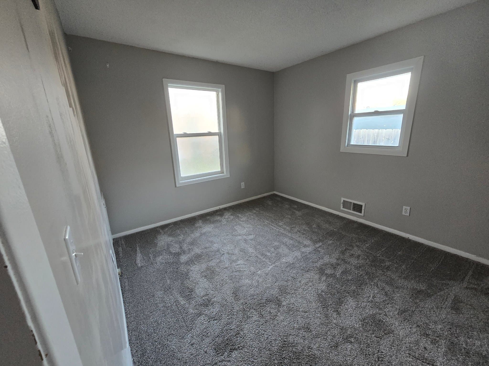 columbia hieghts Multiplex: 1401-1403 parkview lane ne