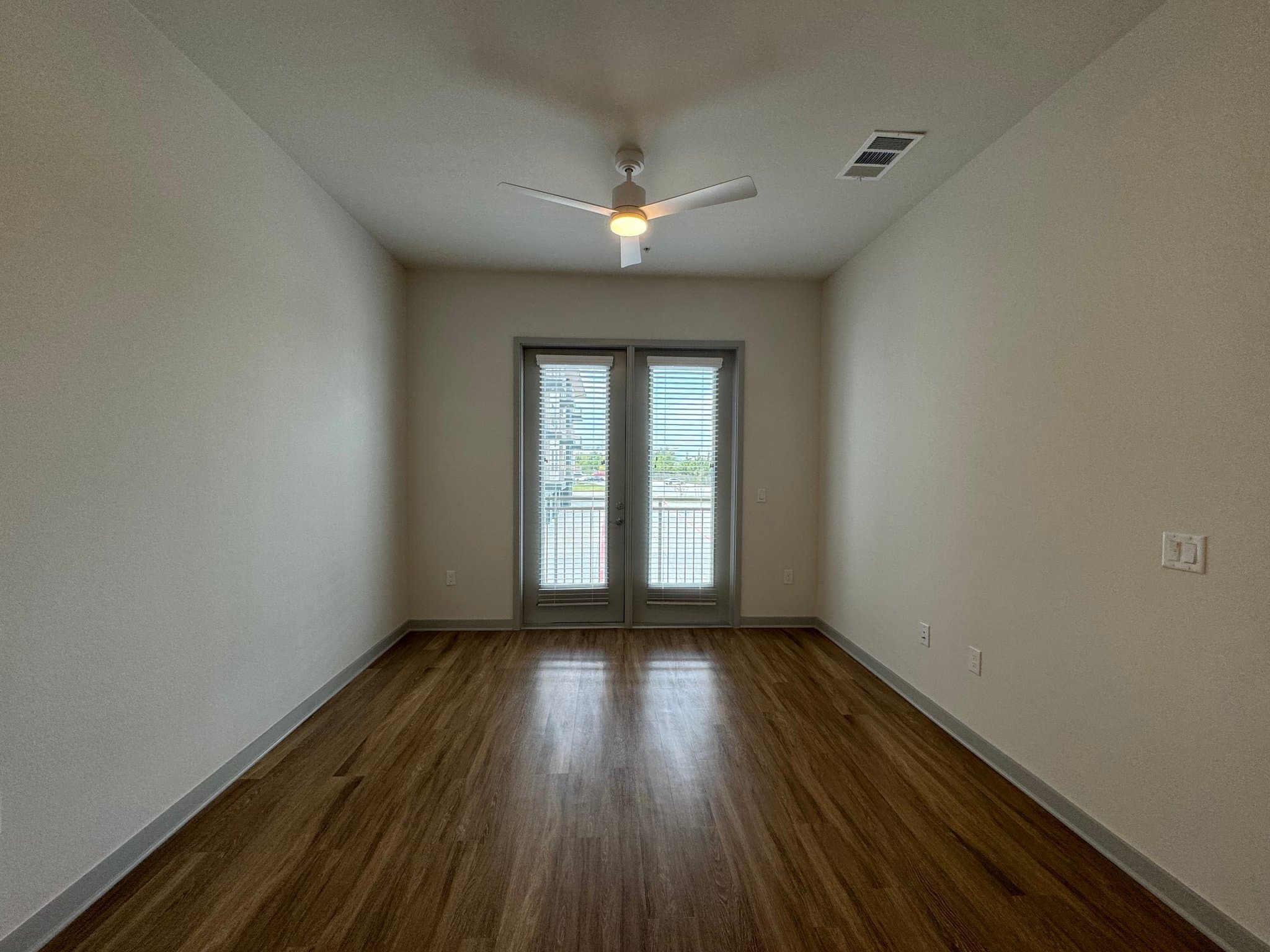 Roanoke Multiplex: 4700 Lakeside Holw St