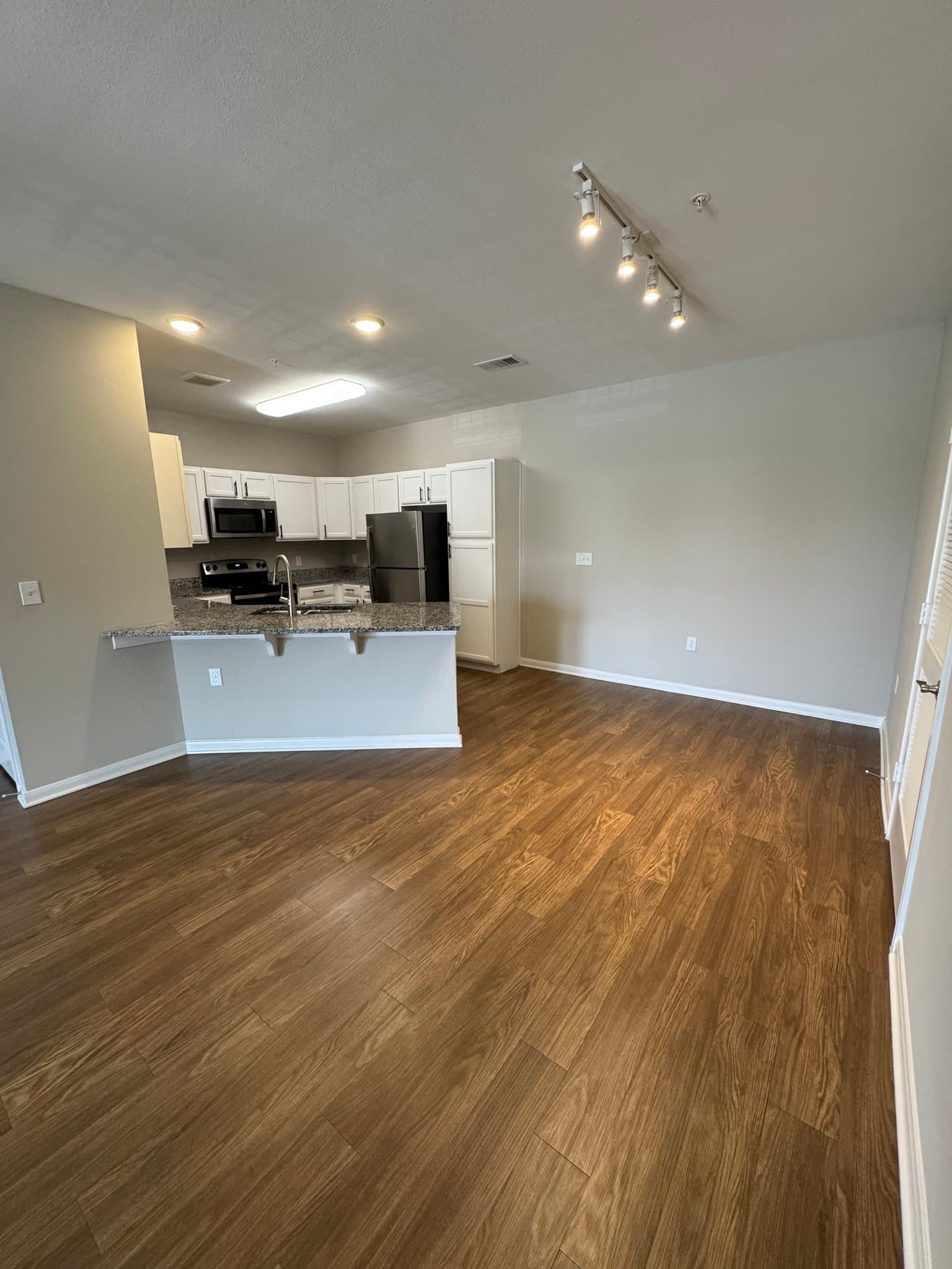 Melissa Multiplex: 1824 Central Expressway