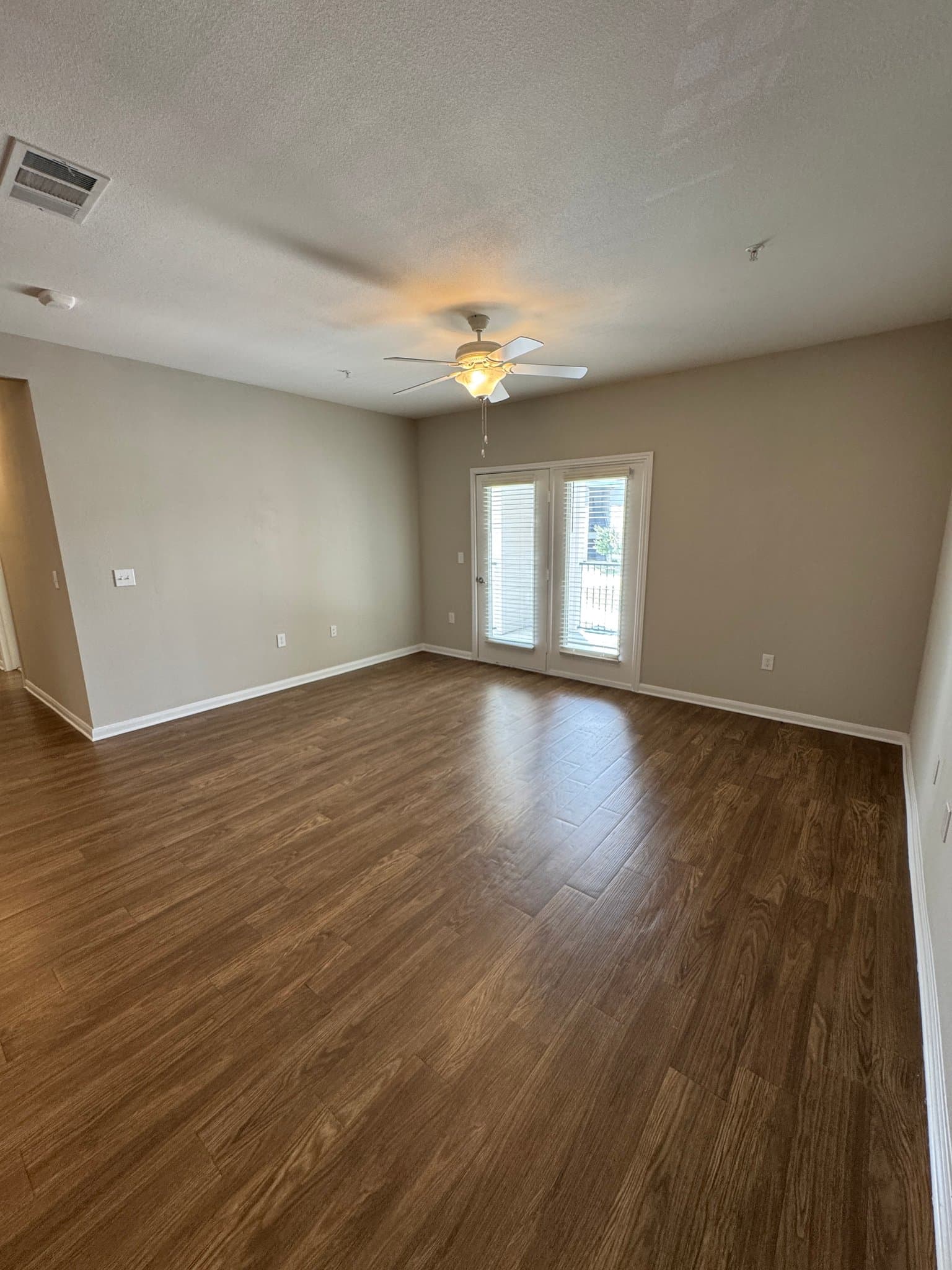Melissa Multiplex: 1824 Central Expressway