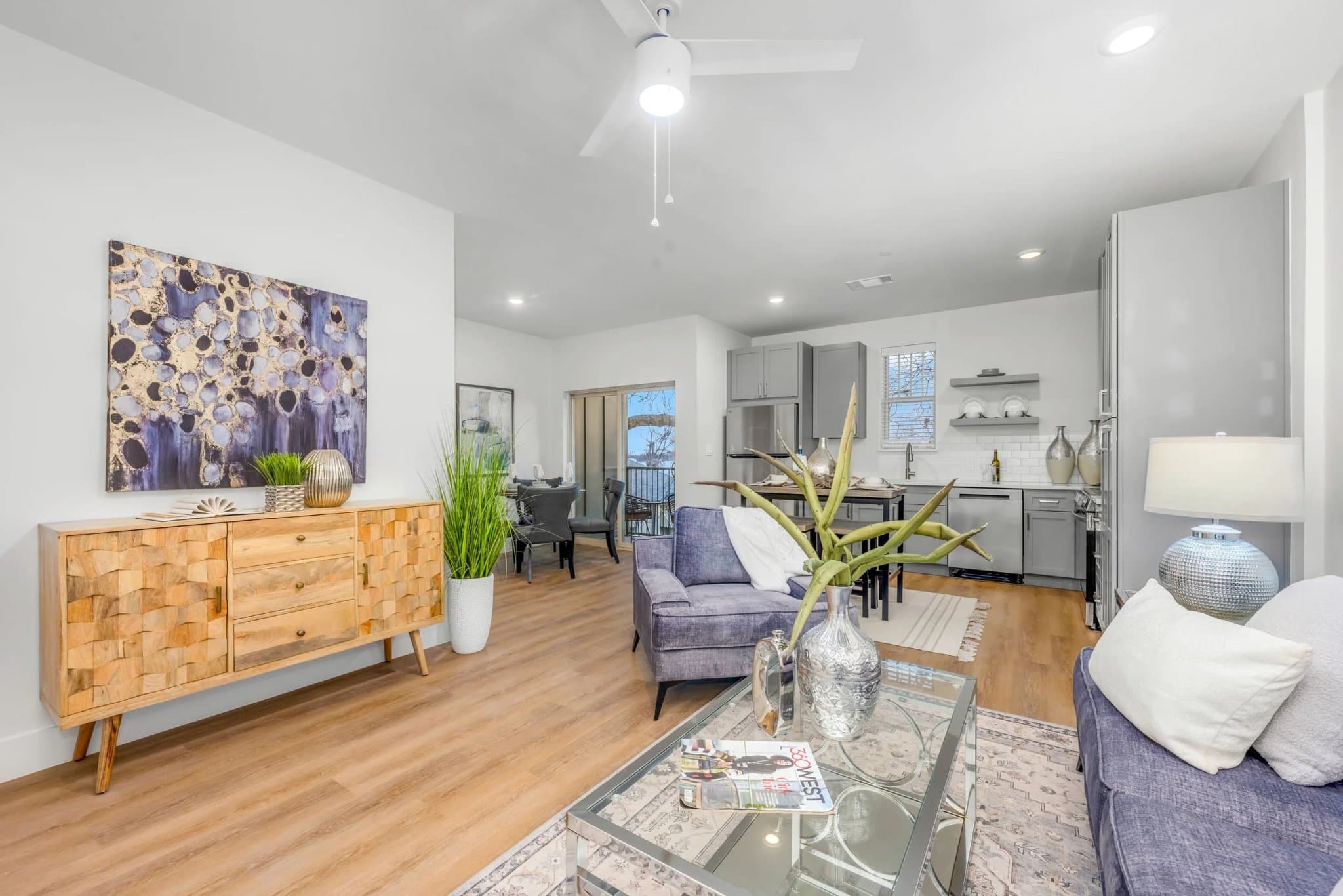 Dallas Apartment: 5313 Reiger Ave
