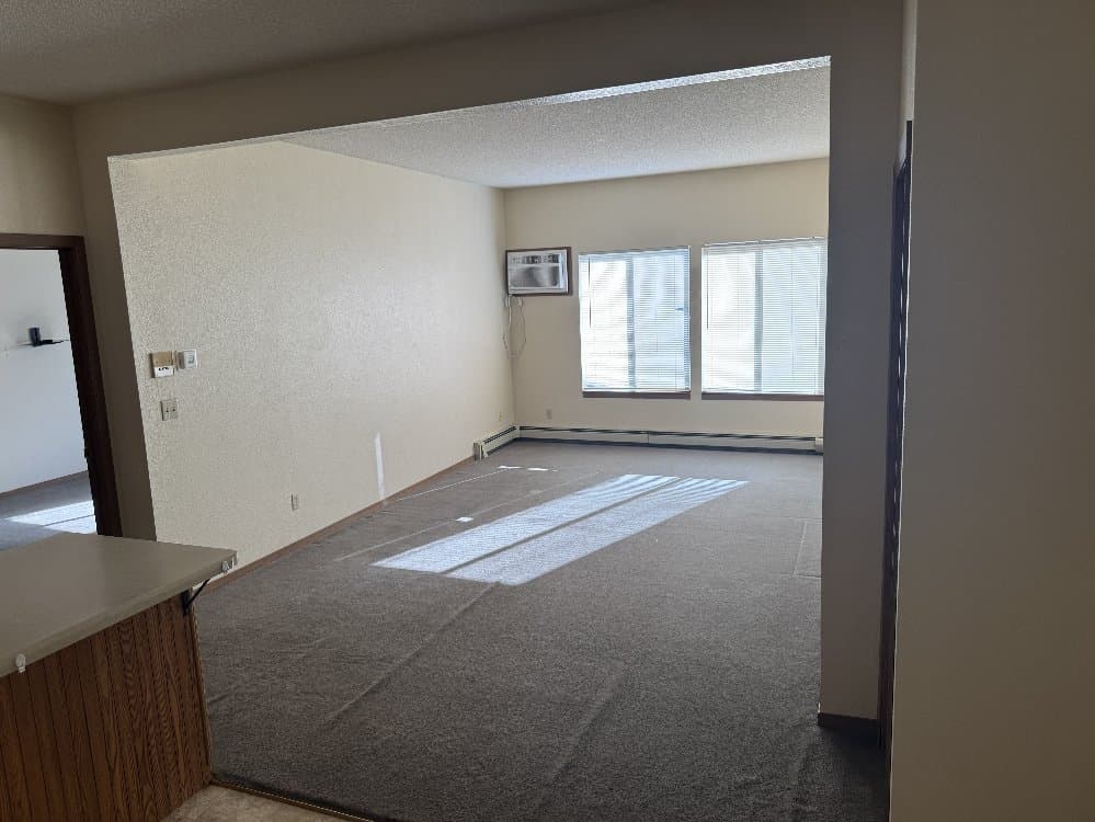 St Cloud Apartment: 1120 9th Ave S