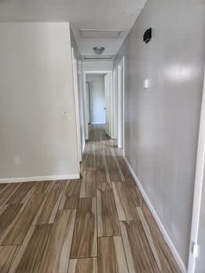 Tampa House: 8809 n 14thst