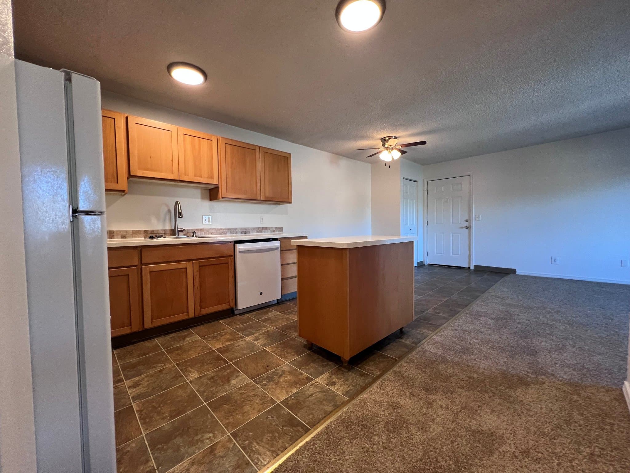 Beaverton Apartment: 17260 SW Heritage Court
