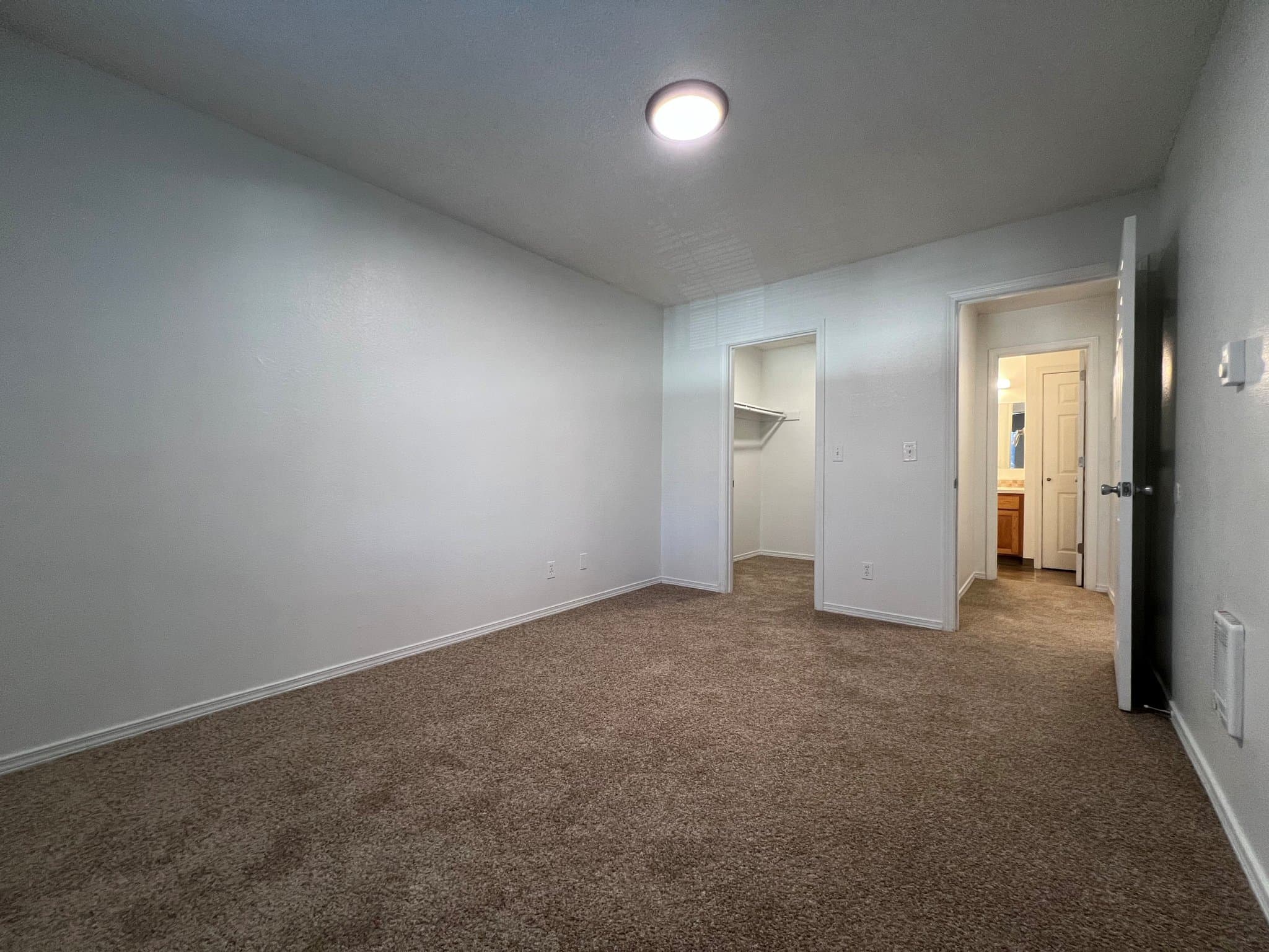 Beaverton Apartment: 17260 SW Heritage Court