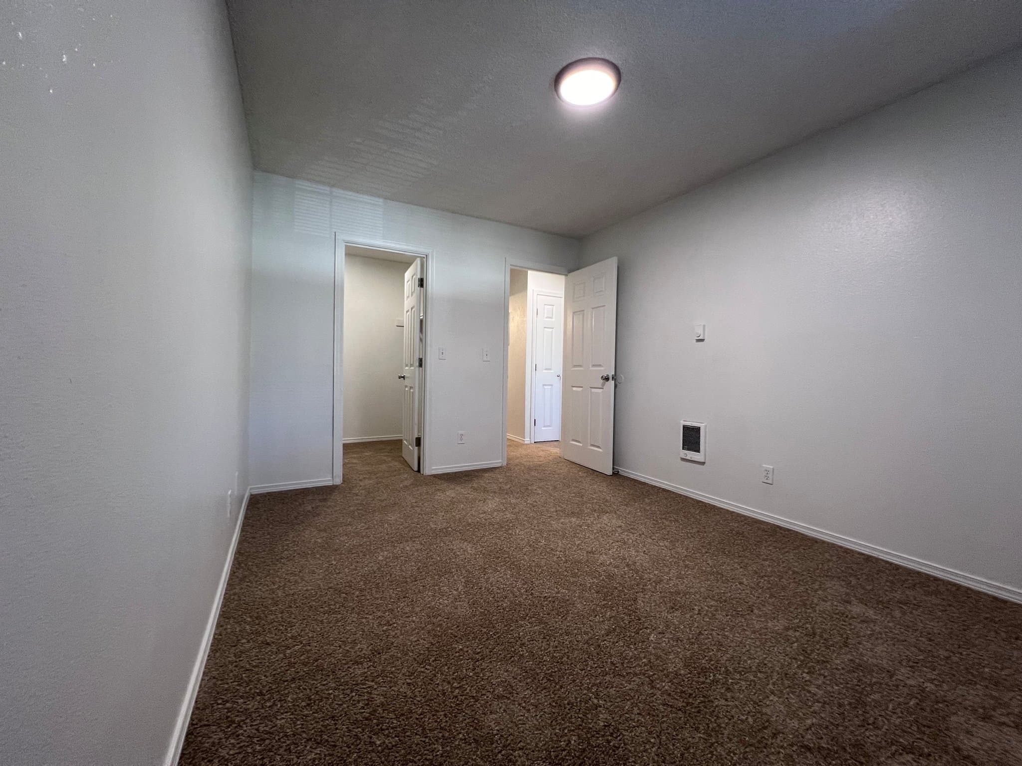 Beaverton Apartment: 17260 SW Heritage Court