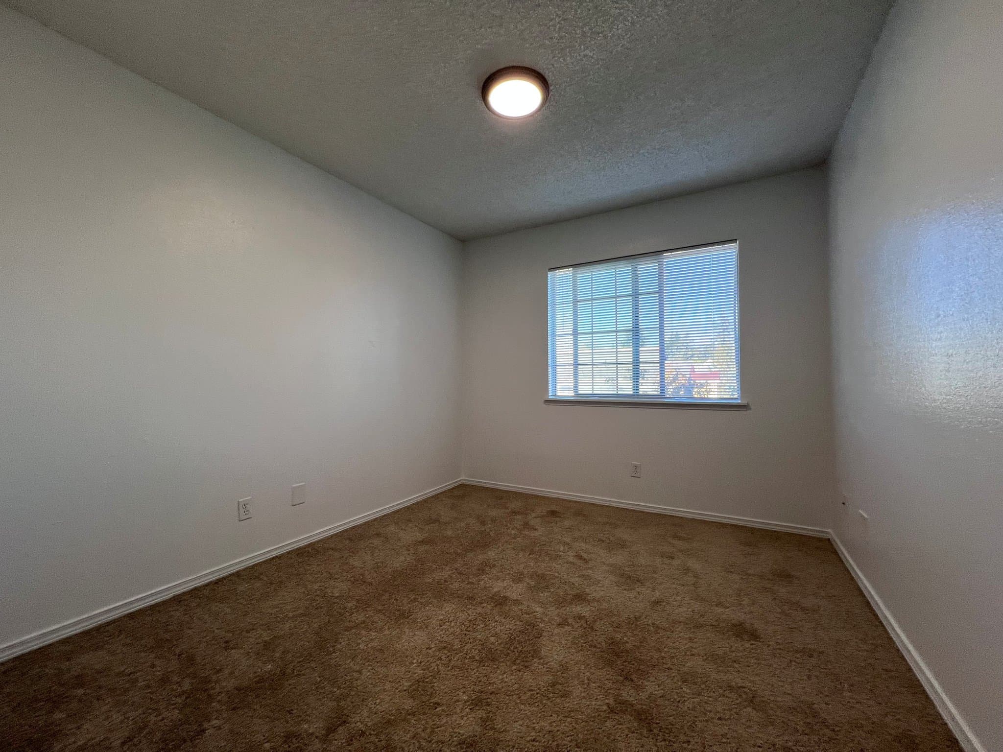 Beaverton Apartment: 17260 SW Heritage Court