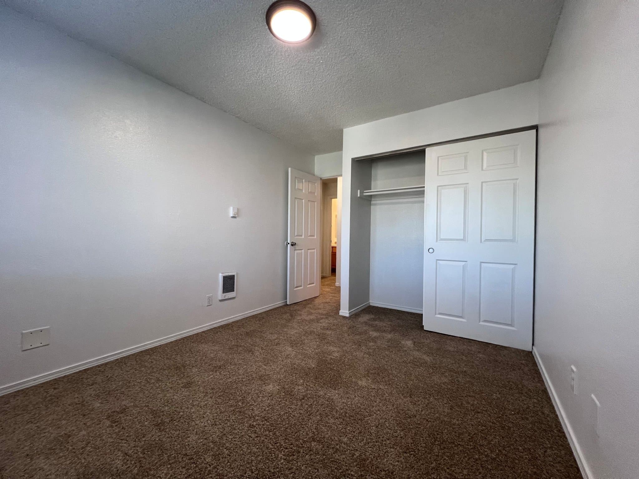 Beaverton Apartment: 17260 SW Heritage Court