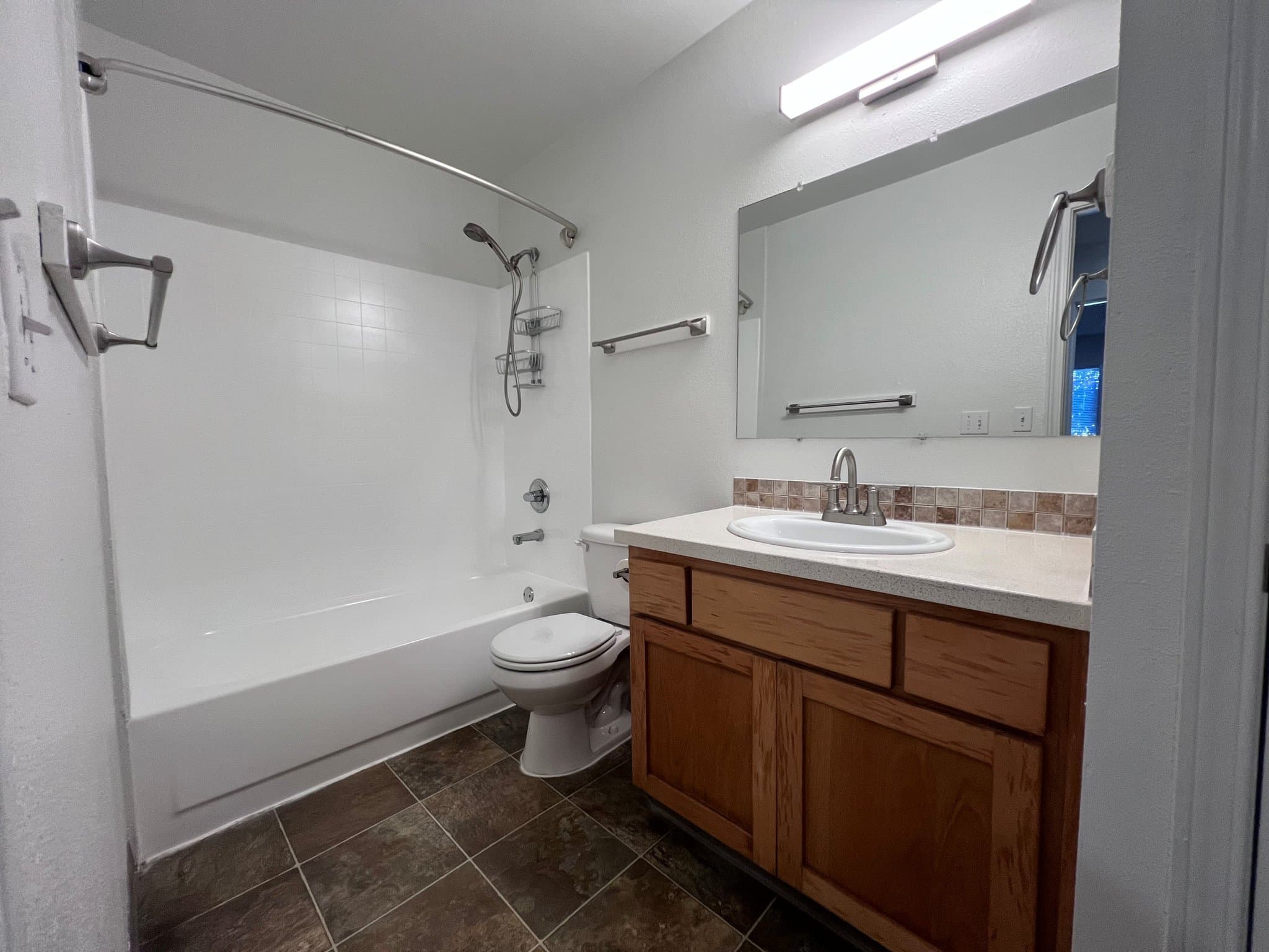 Beaverton Apartment: 17260 SW Heritage Court