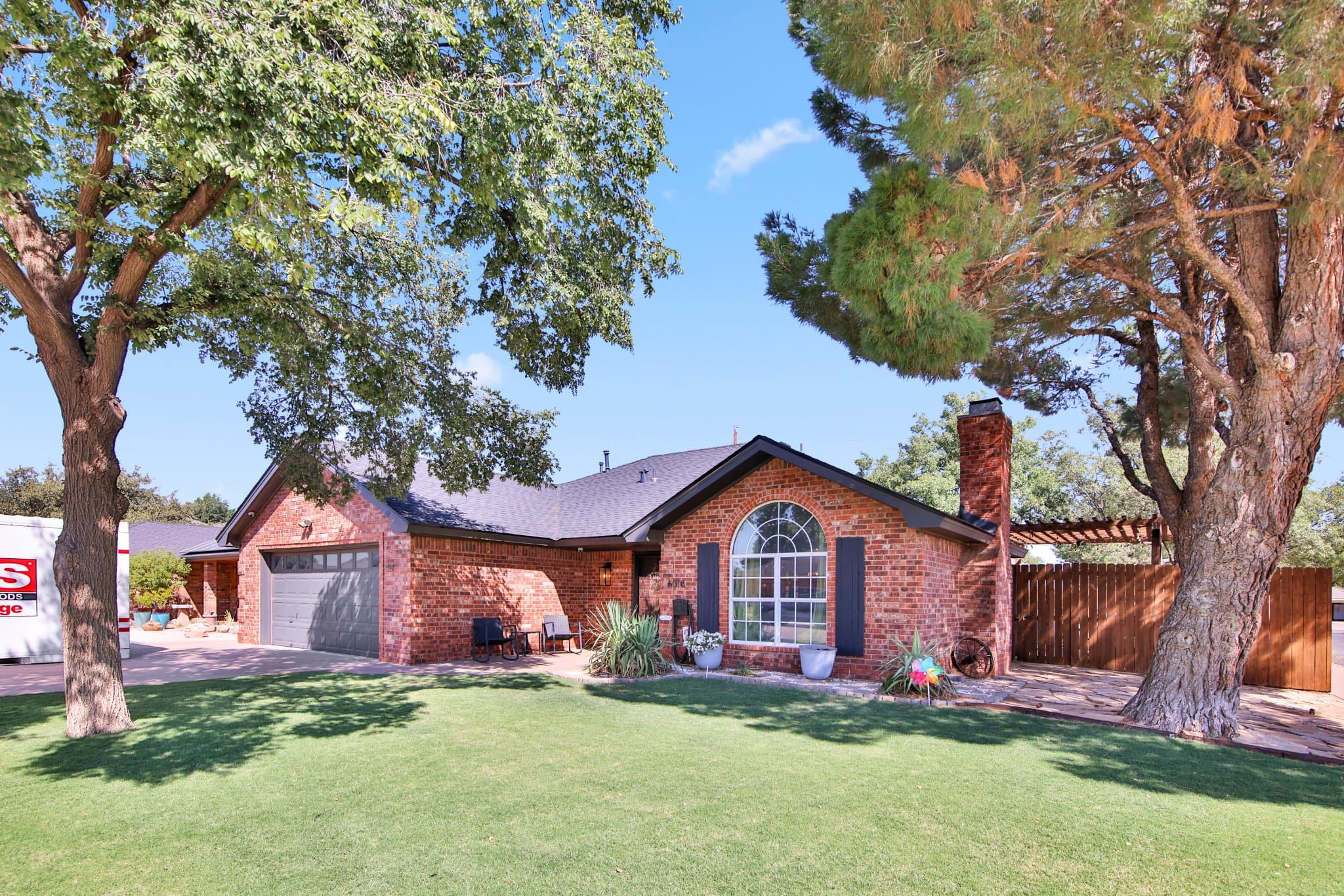 Lubbock House: 6018 74th St