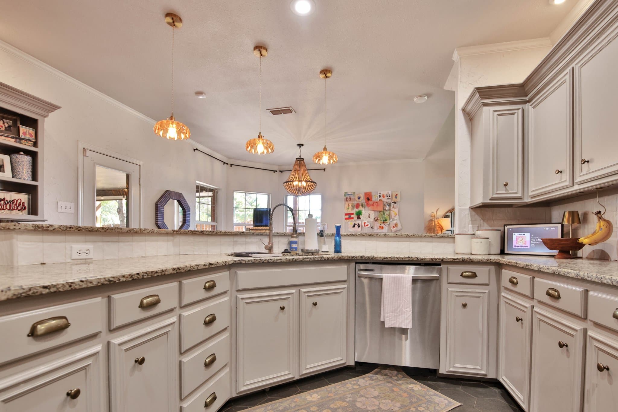 Lubbock House: 6018 74th St
