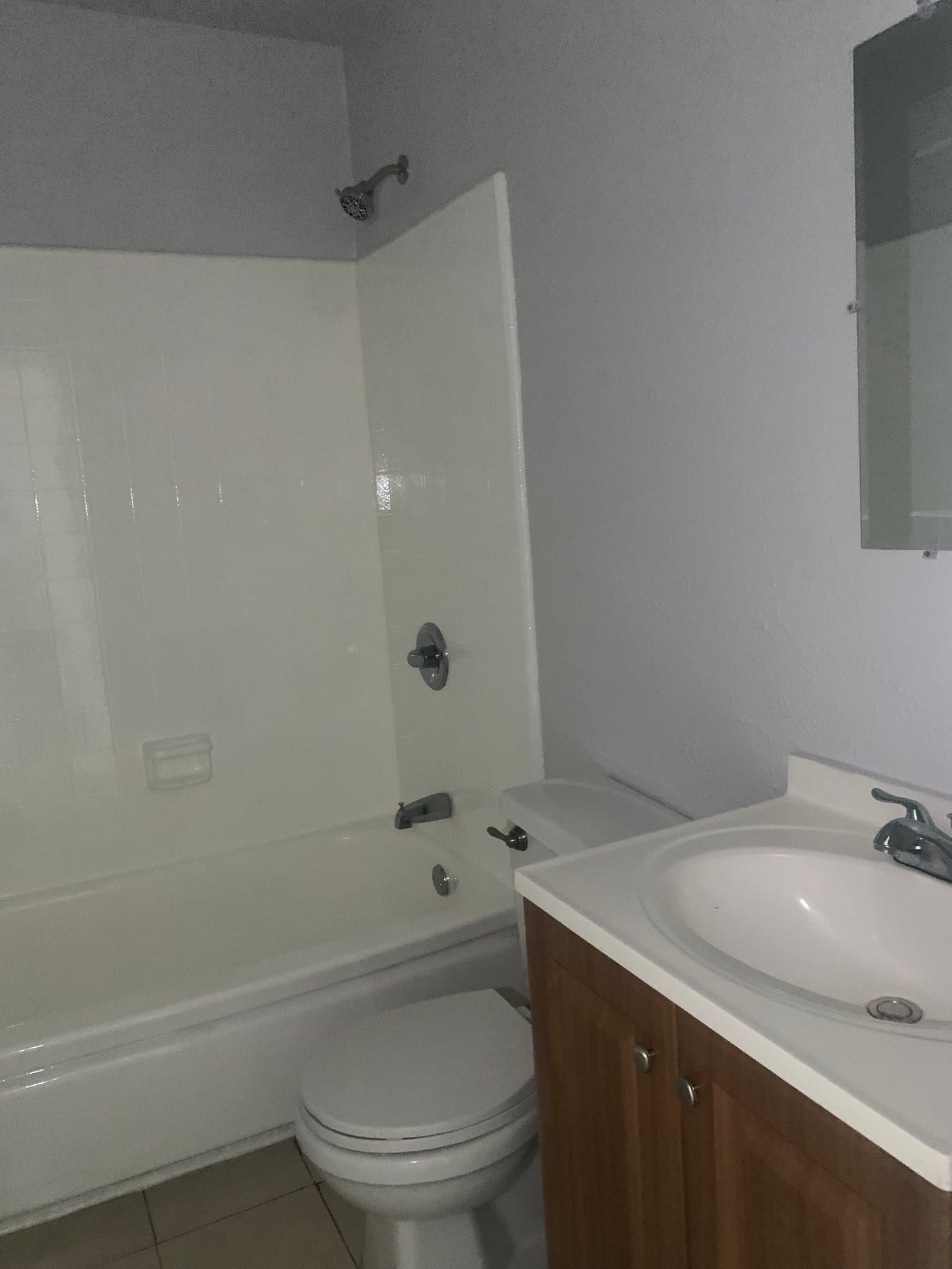 LOS ANGELES Apartment: 3511 w 15th St