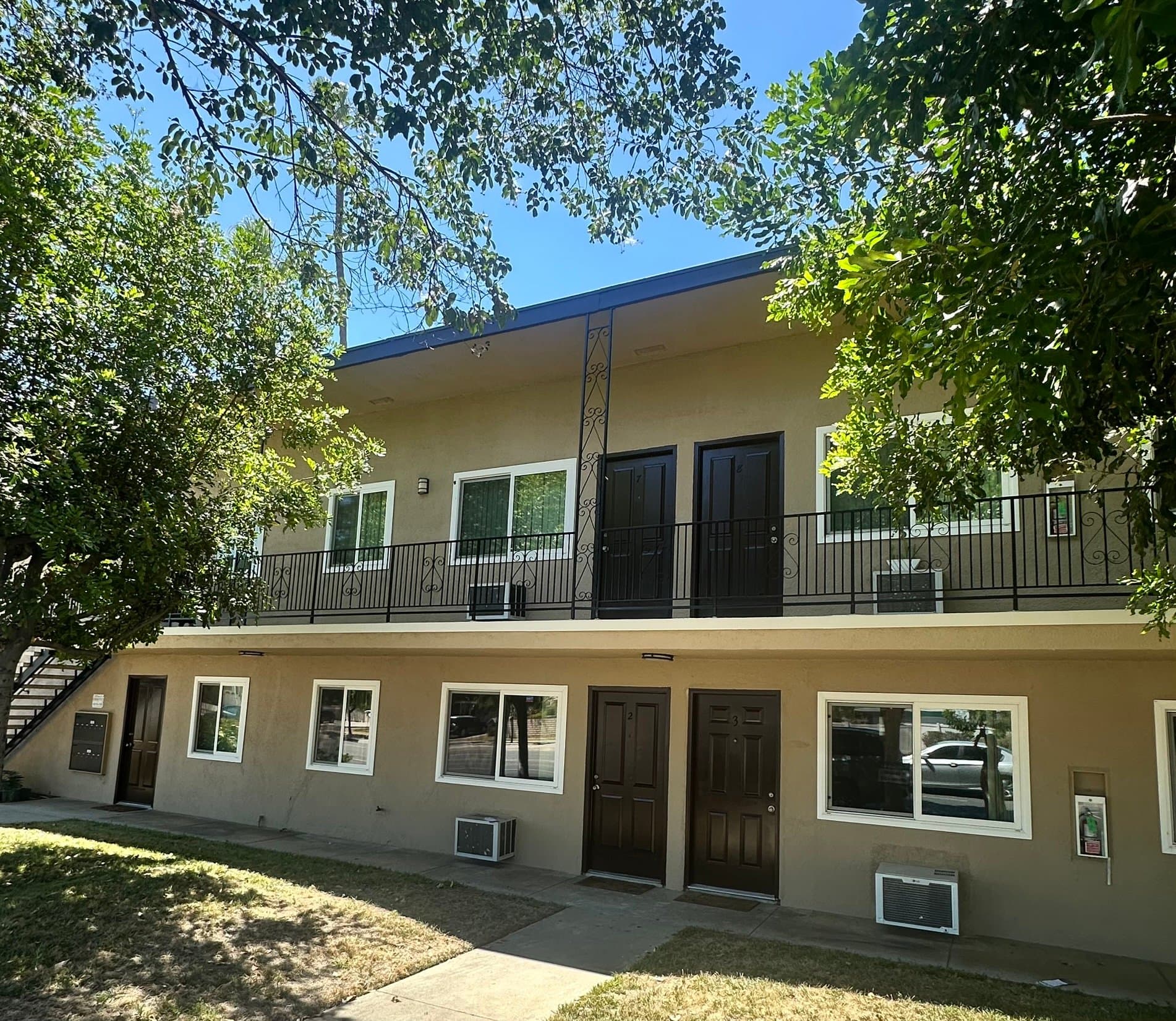 Azusa Apartment: 1181 E. Hollyvale Street