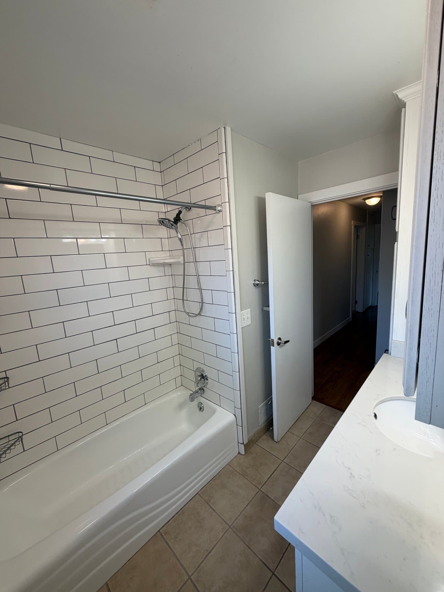 Holladay House: 5532 Woodcrest Drive