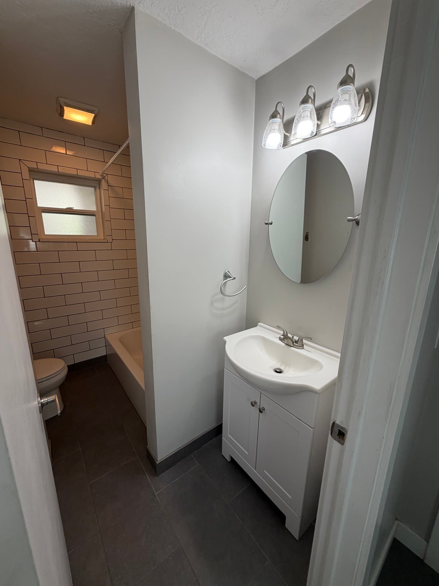 Holladay House: 5532 Woodcrest Drive