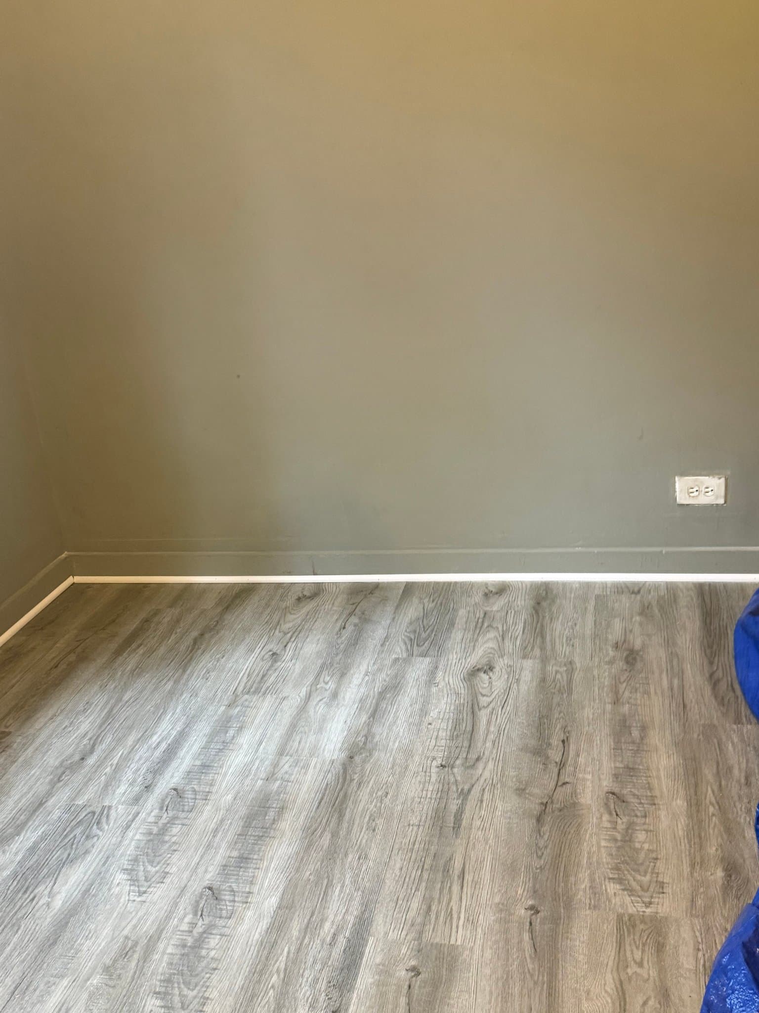 Chicago Apartment: 5104 W Huron St