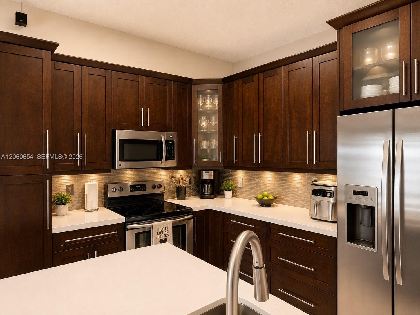 Miramar House: Sw 32 st