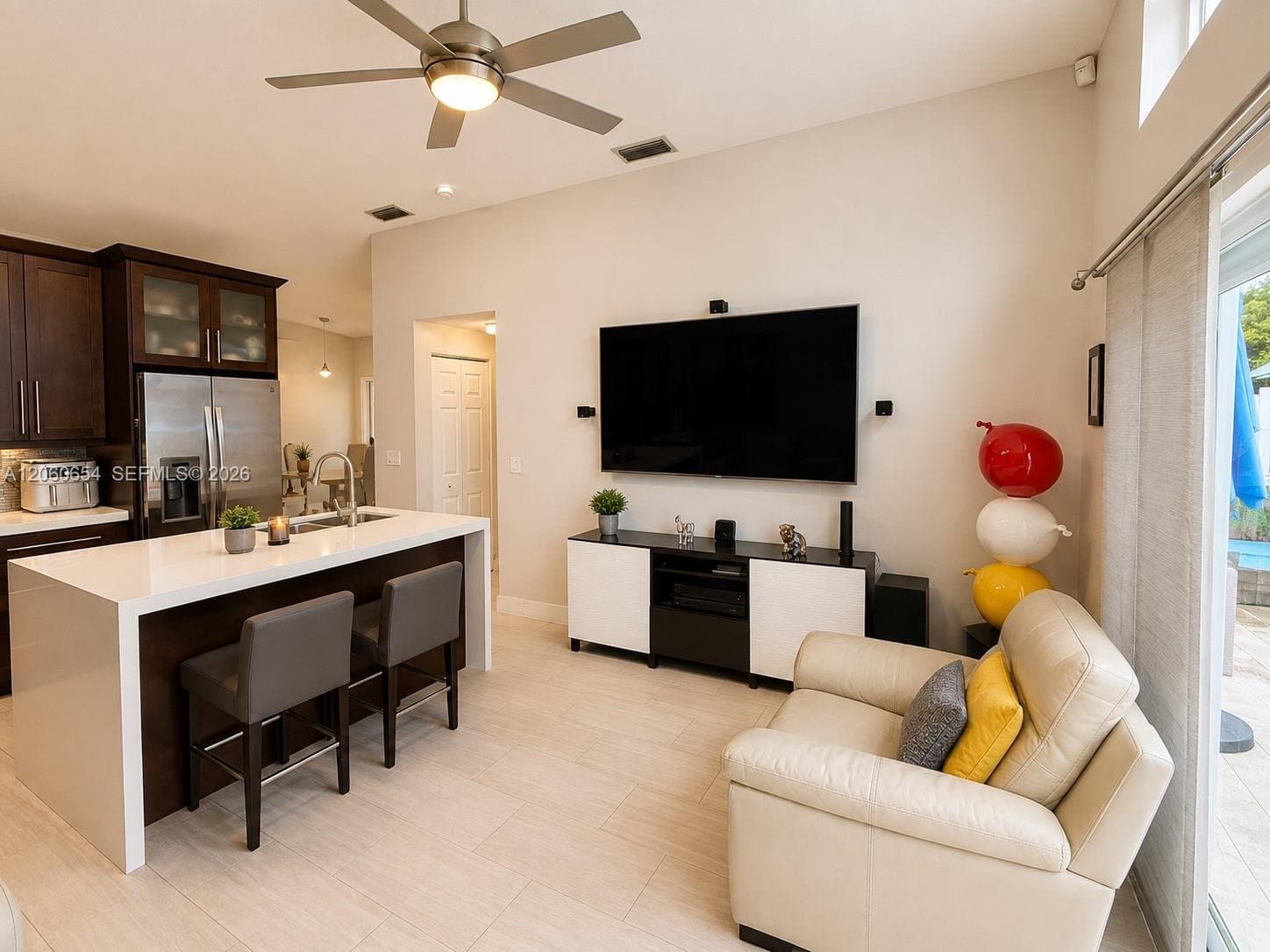 Miramar House: Sw 32 st