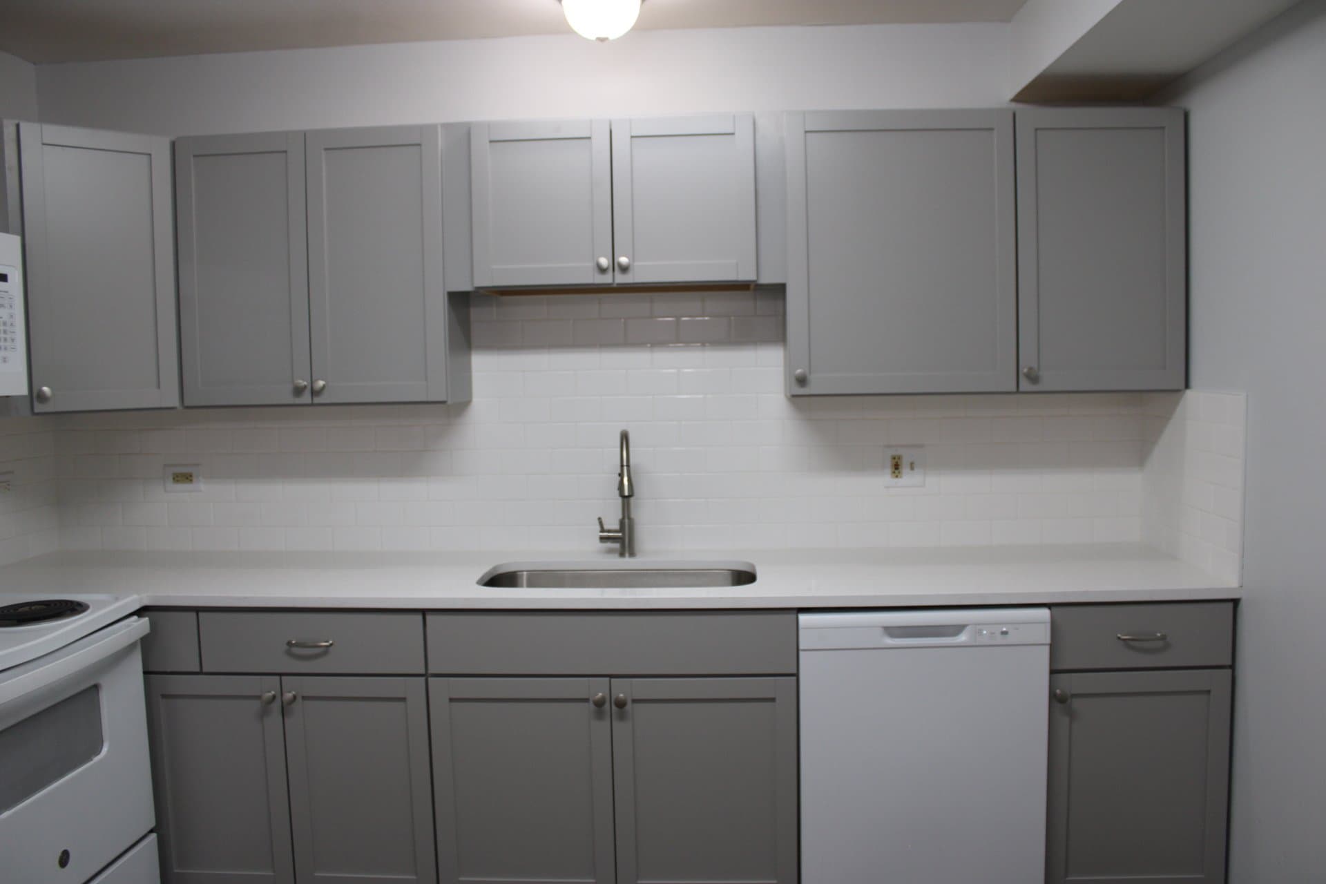 Glendale Heights Condo: 1003 Spruce St