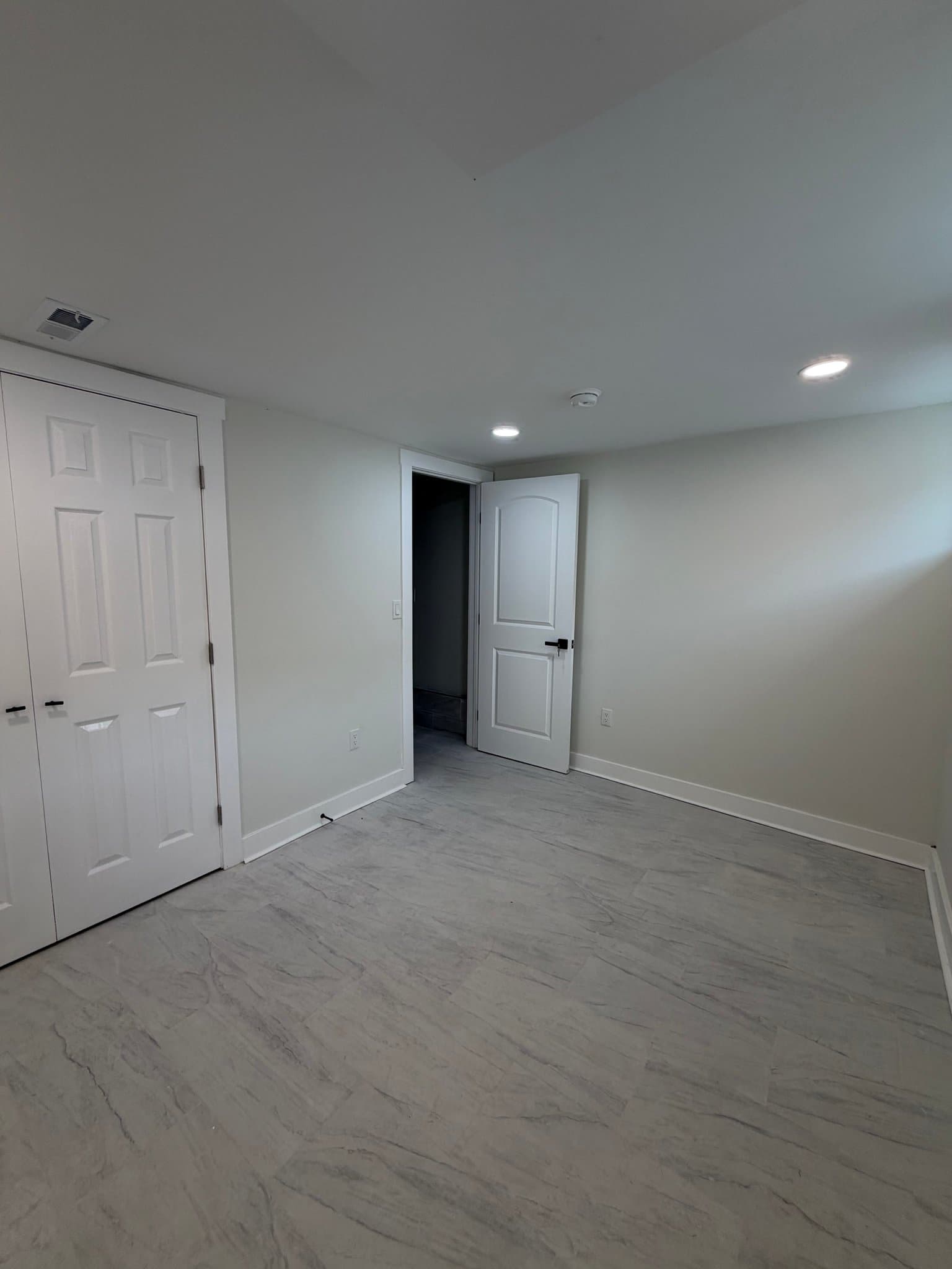 Baltimore Townhome: 1404 E Lanvale St