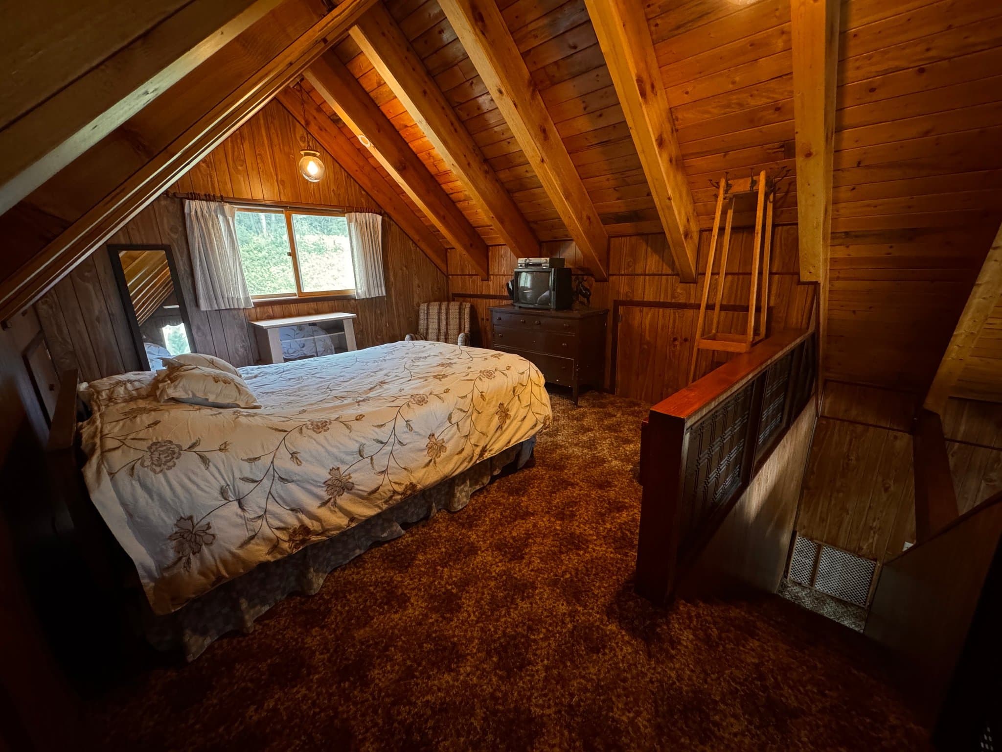 Cooke City House: 11 Erma Mine Rd