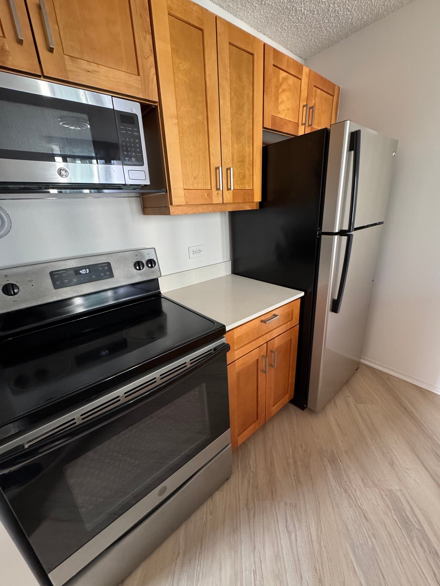 Chicago Condo: 41 W Chicago