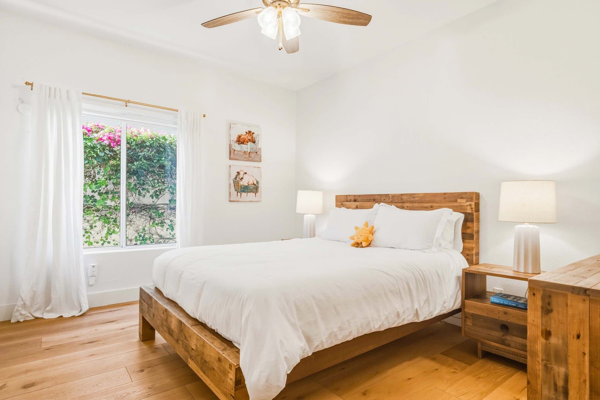 La Quinta House: 50325 Grand Traverse Ave