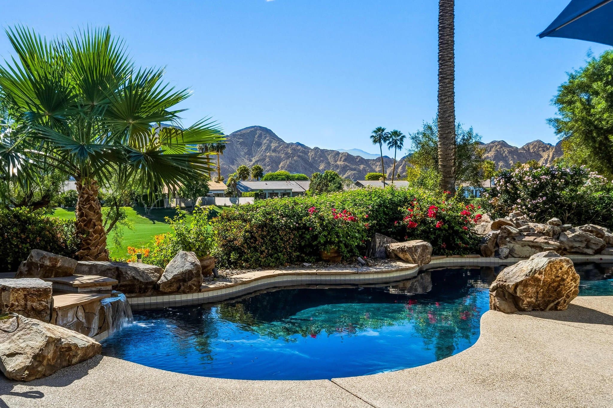 La Quinta House: 50325 Grand Traverse Ave