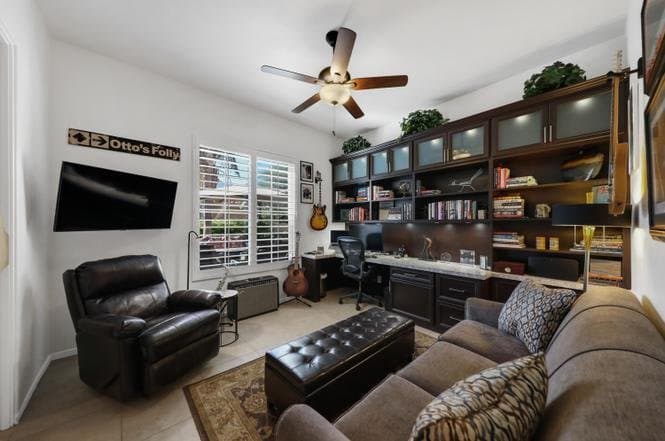 La Quinta House: 80425 Cedar Crest