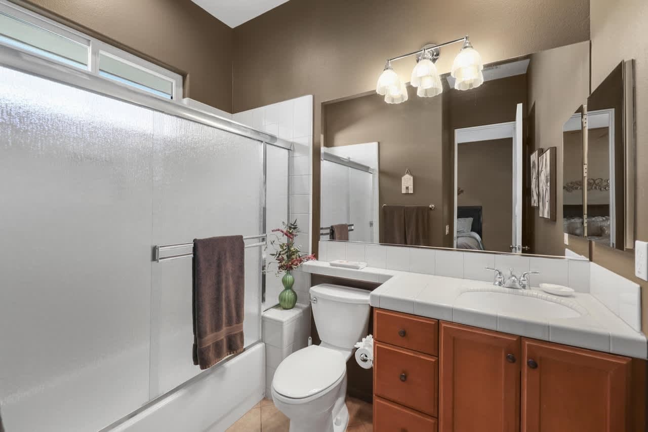 La Quinta House: 80425 Cedar Crest