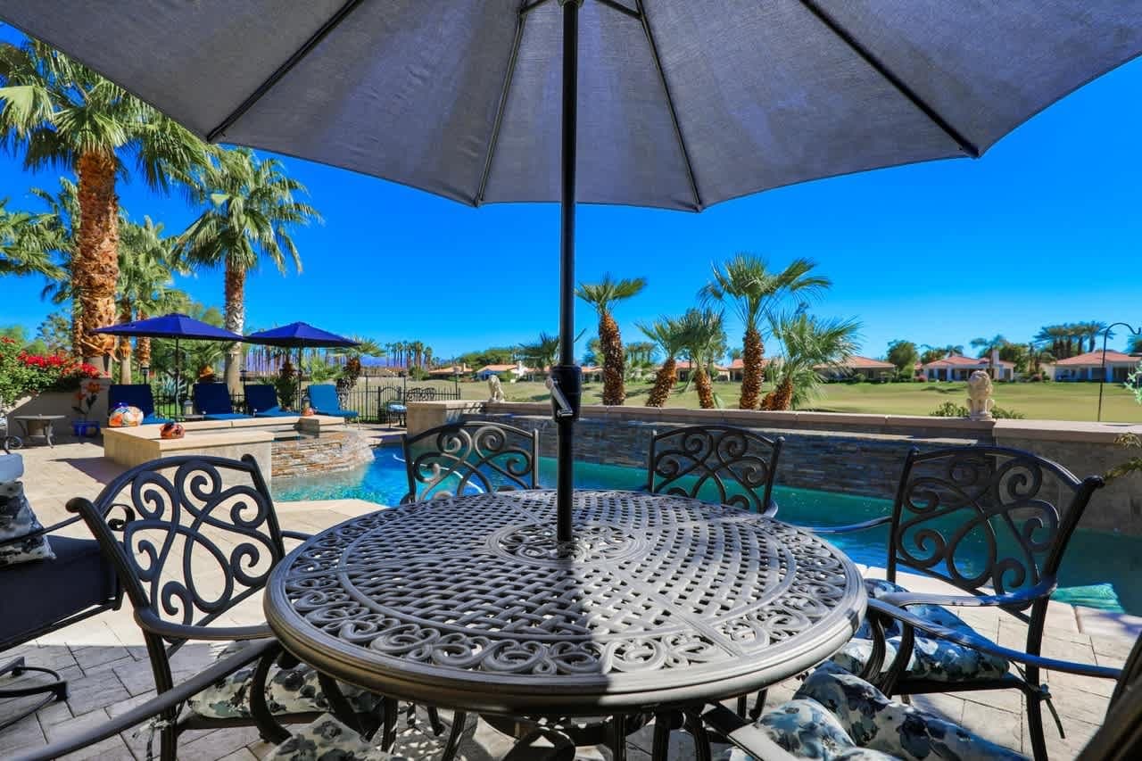 La Quinta House: 80425 Cedar Crest