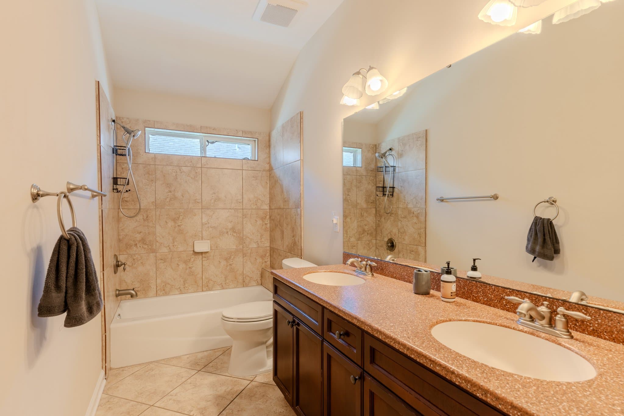 Tallahassee House: 8395 Ivy Mill Way