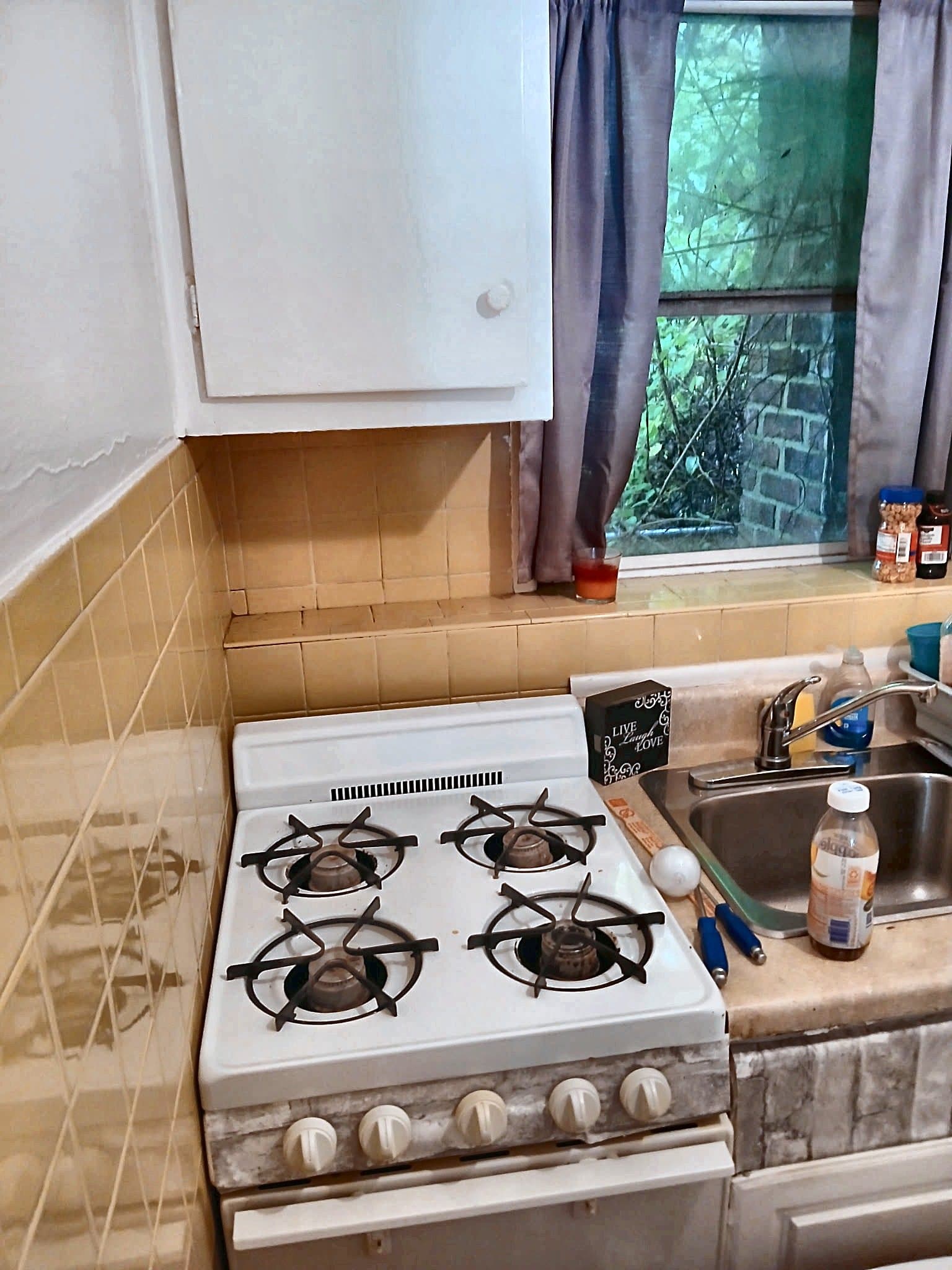 Keansburg Apartment: 66 Main St