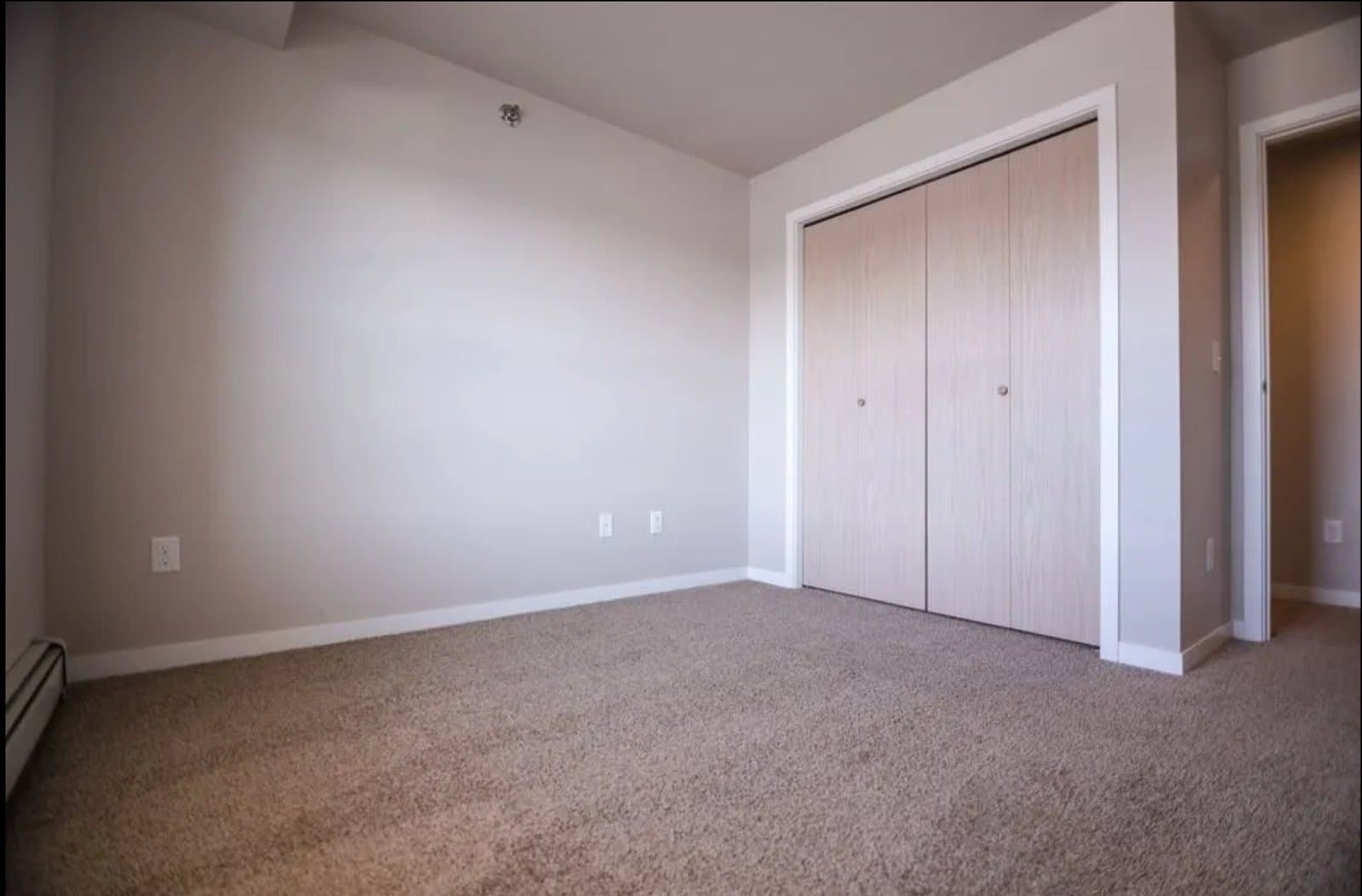 West Fargo Apartment: 5440 38th ave s