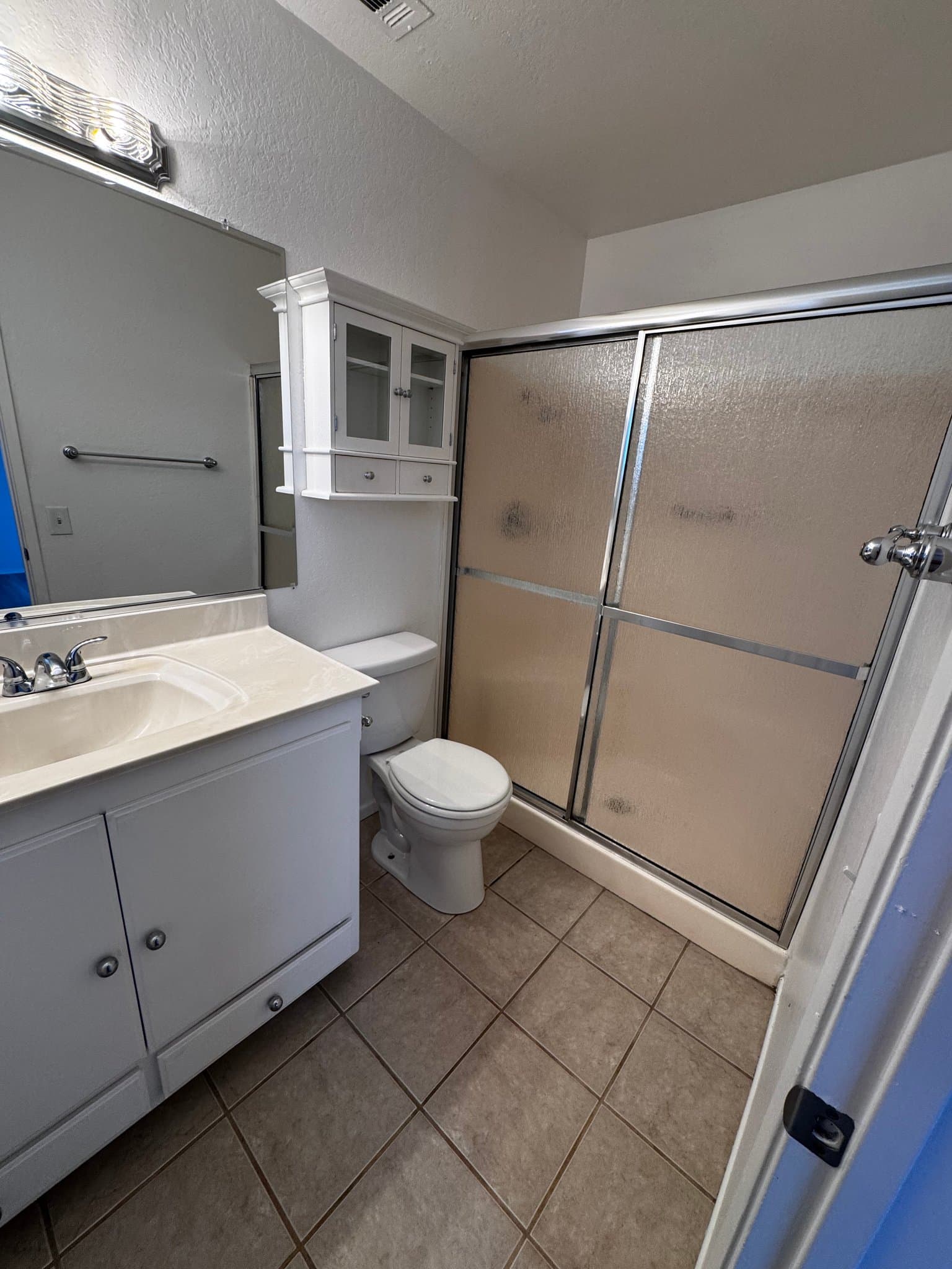 Riverside House: 4425 Bartel Dr