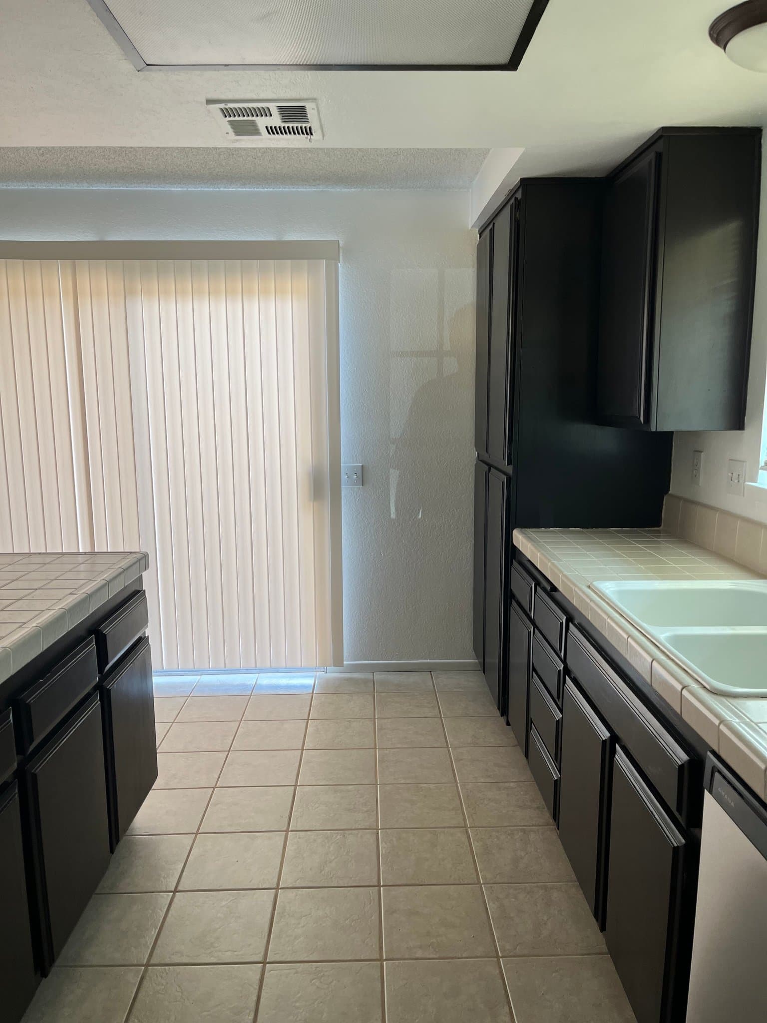 Riverside House: 4425 Bartel Dr