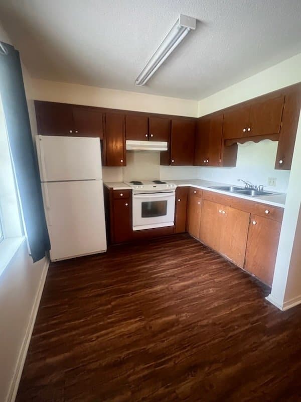 Lake Charles Multiplex: 318 Holland St