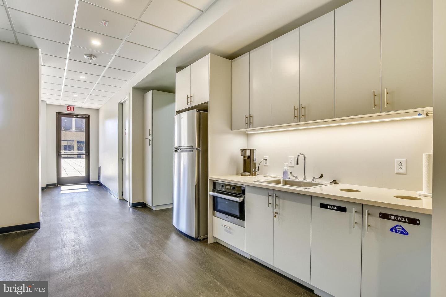 Alexandria Condo: 400 Madison Street