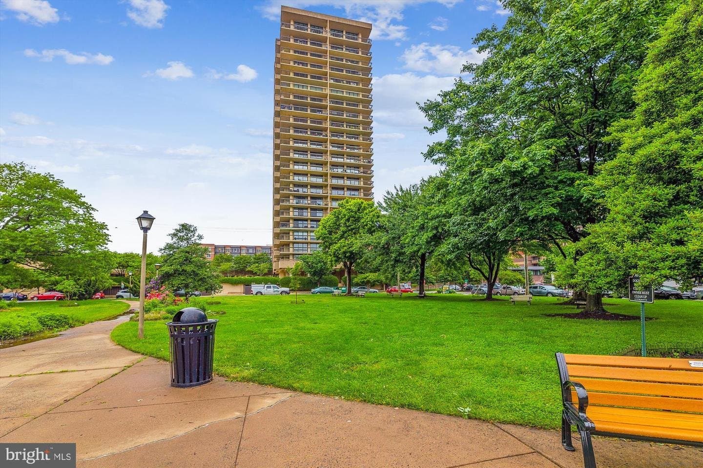 Alexandria Condo: 400 Madison Street