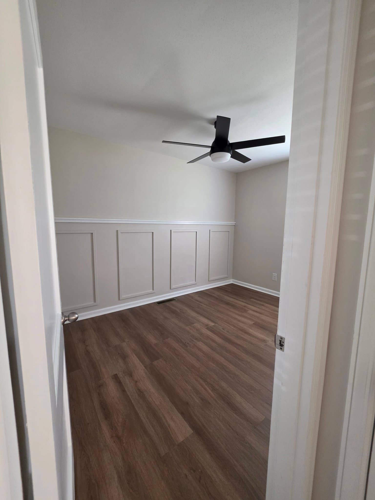 Louisville House: 4007 Glenhurst Ave